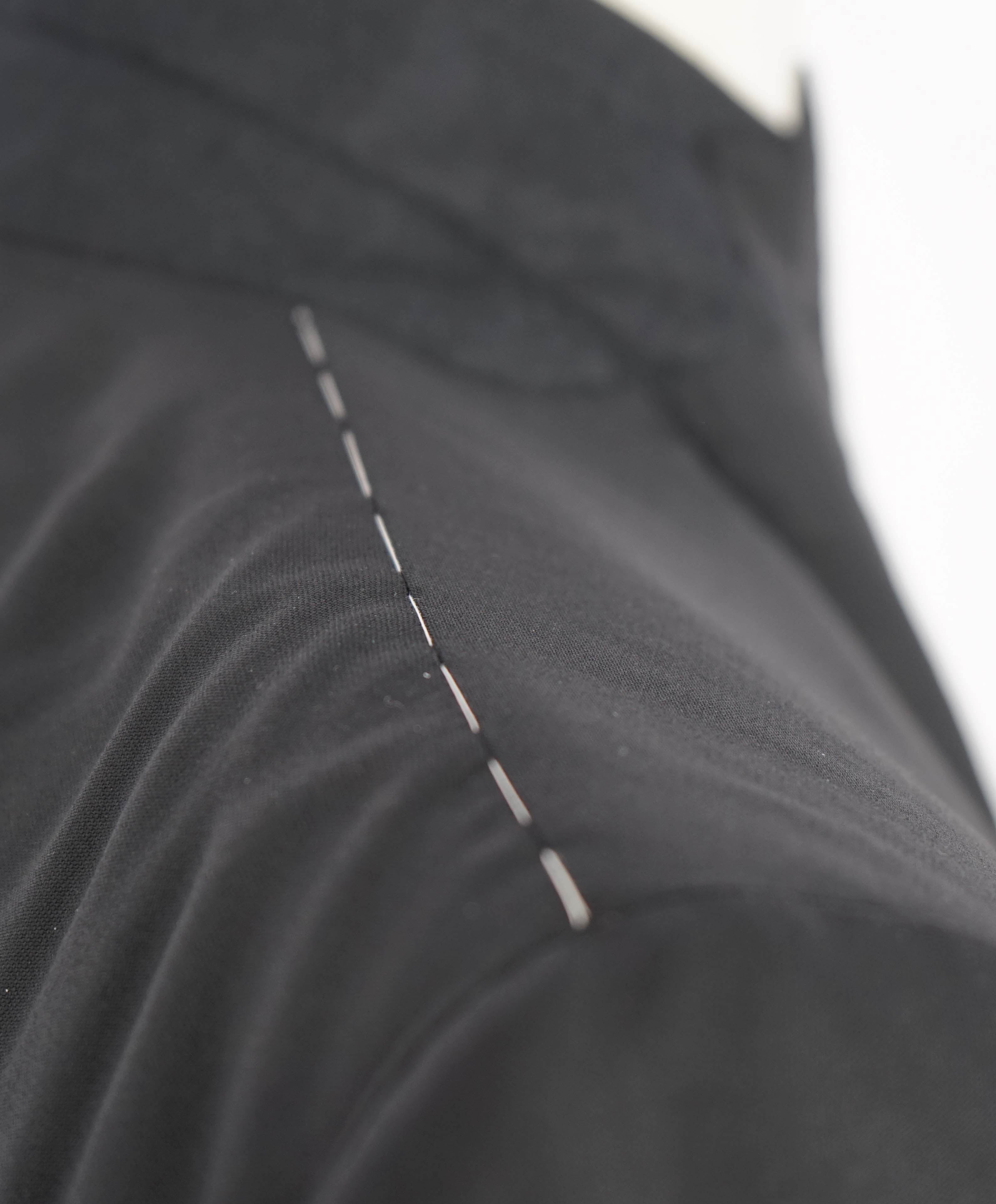 $6,270 BRIONI - *CELEB FAVORITE* Hand Made Italy Black Peak Lapel Tuxedo - 42R