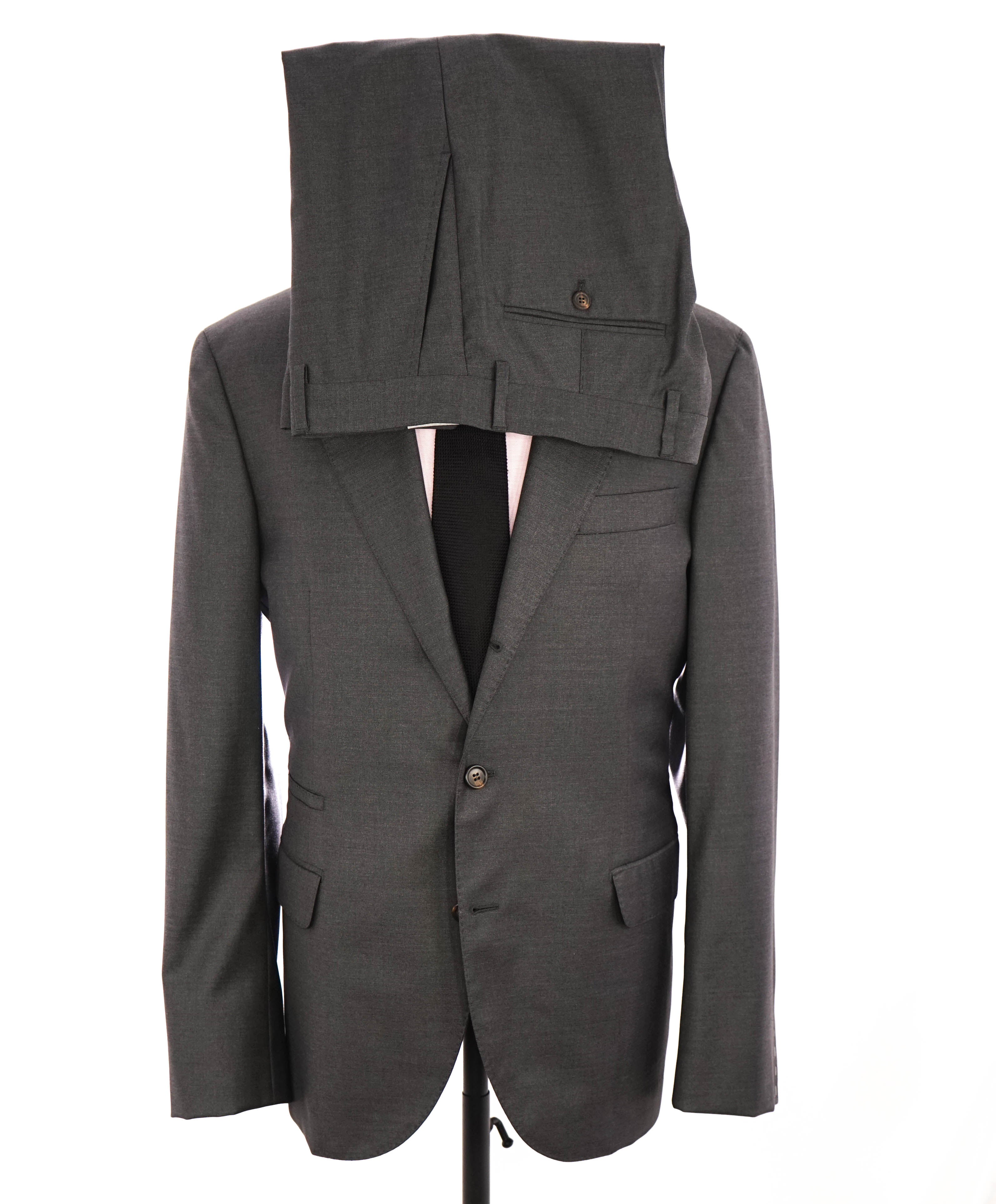 BRUNELLO CUCINELLI - *CLOSET STAPLE* Gray 2/3 Roll Lapel Semi-Lined Suit - 44R 35W