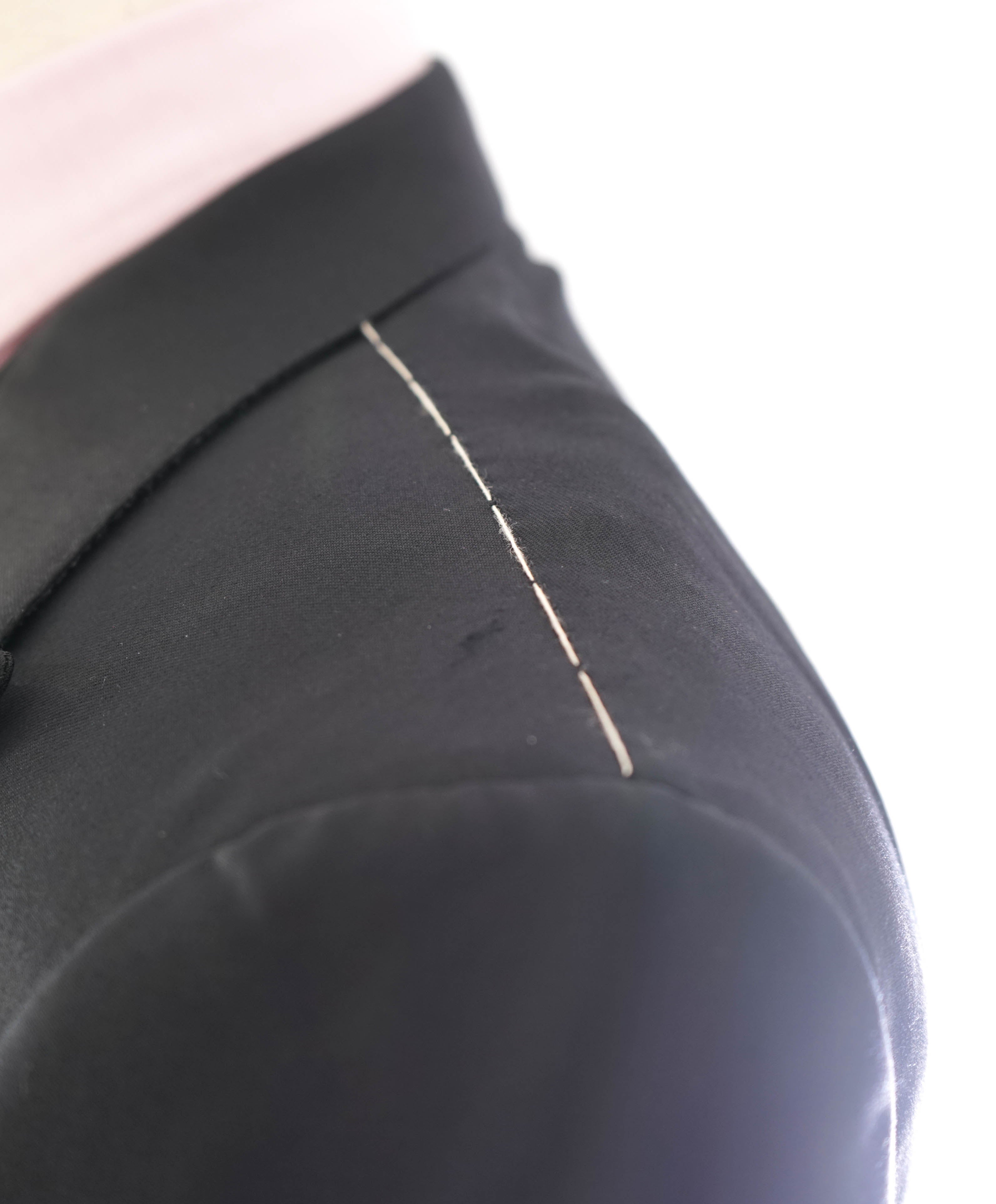 $2,995 ERMENEGILDO ZEGNA - PEAK LAPEL Tuxedo Dinner Jacket 1-Piece - 38R