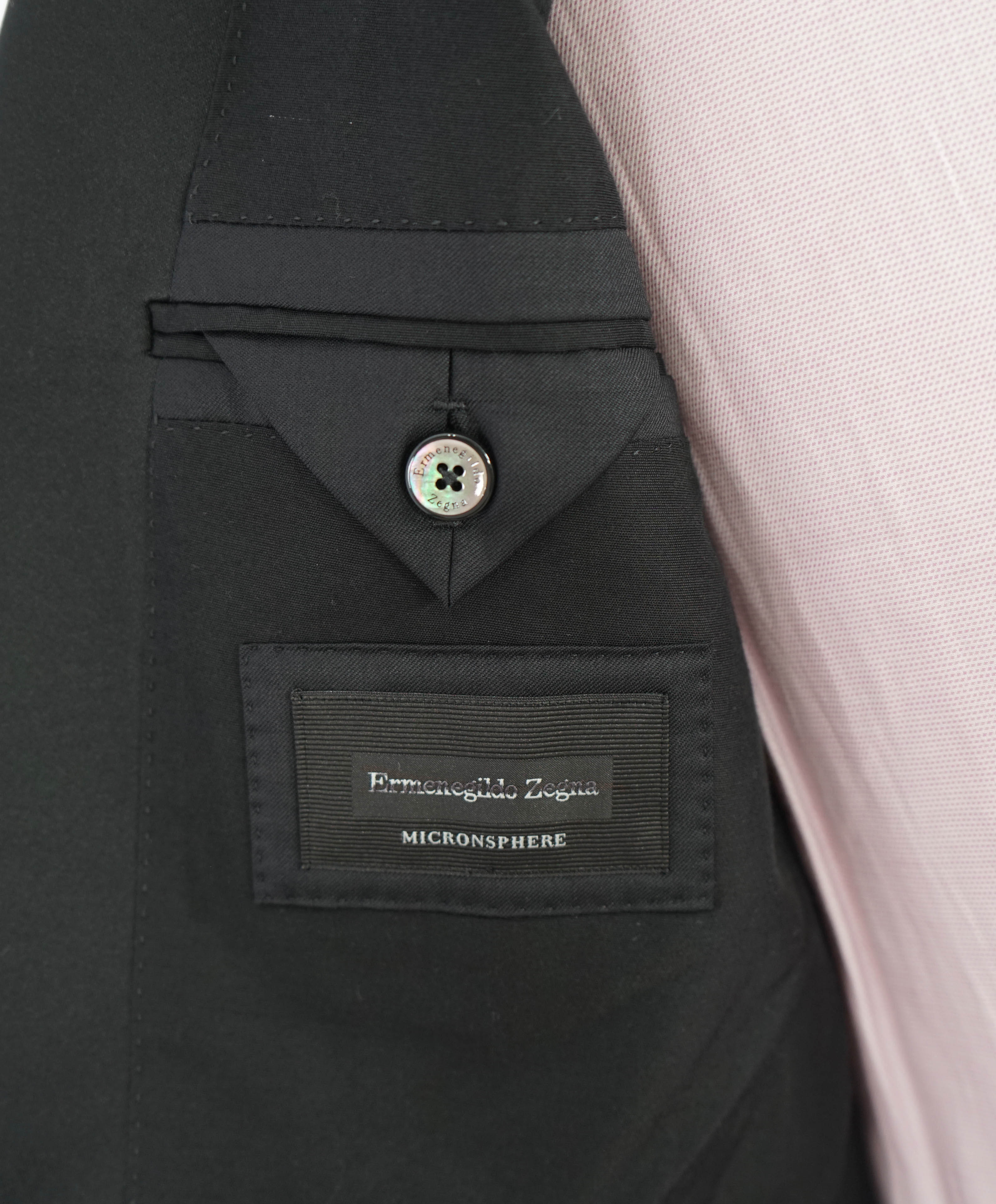 $2,995 ERMENEGILDO ZEGNA - PEAK LAPEL Tuxedo Dinner Jacket 1-Piece - 36R