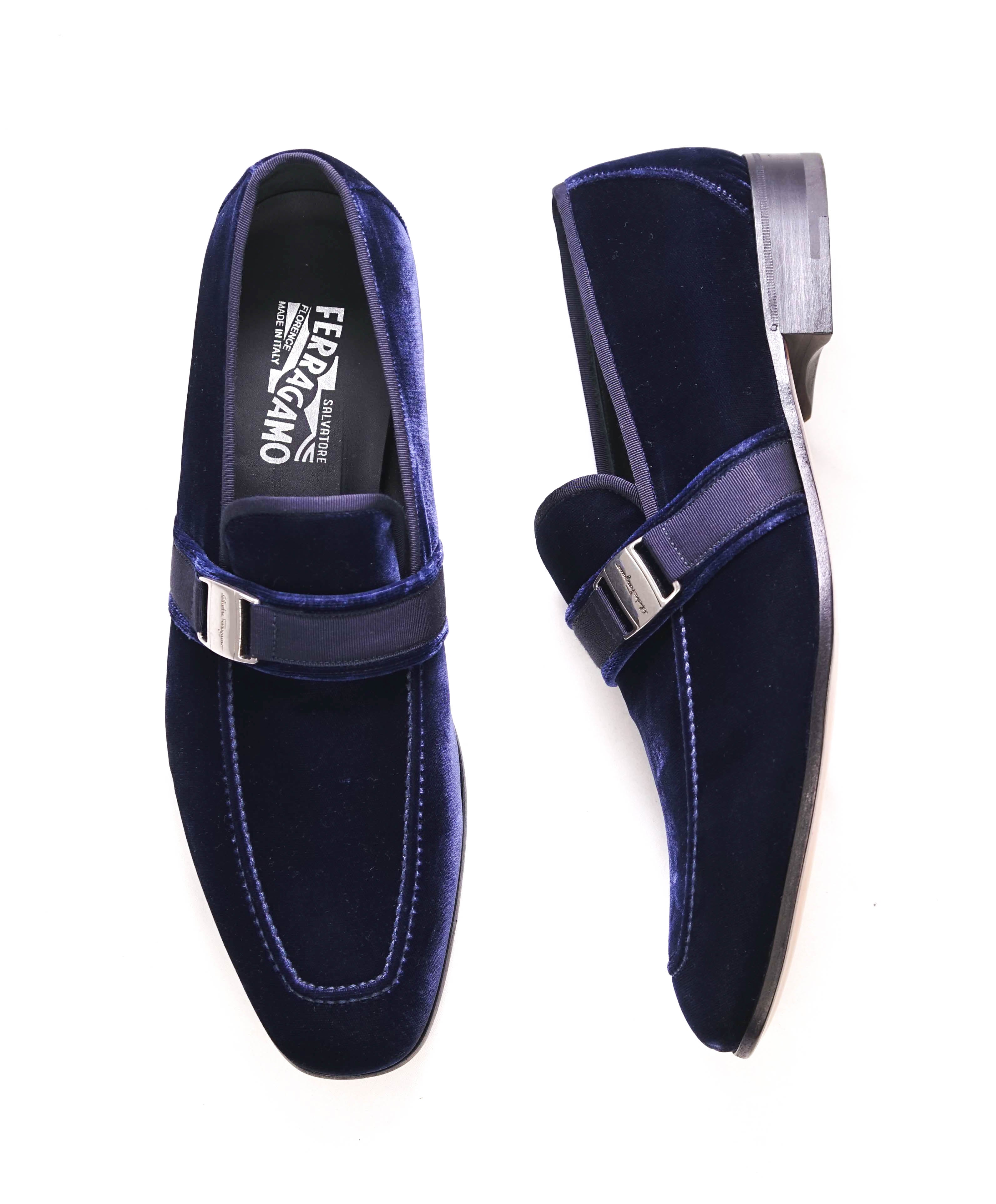SALVATORE FERRAGAMO - Velvet "DANNY 2" Loafers Navy Blue Sardegna Buckle - 12 D