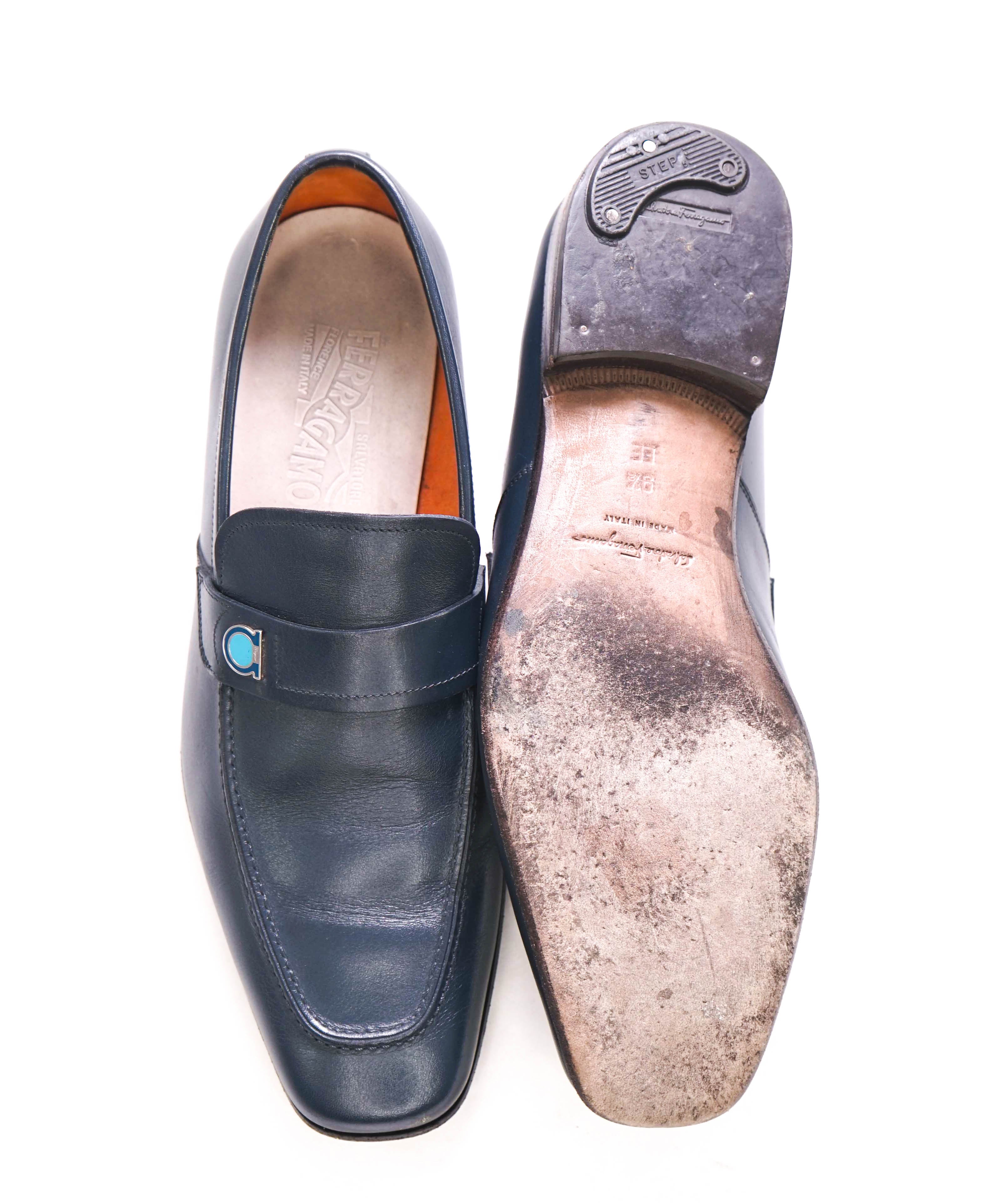 $750 SALVATORE FERRAGAMO - Blue & Teal Gancini Leather Loafer- 9.5 EE