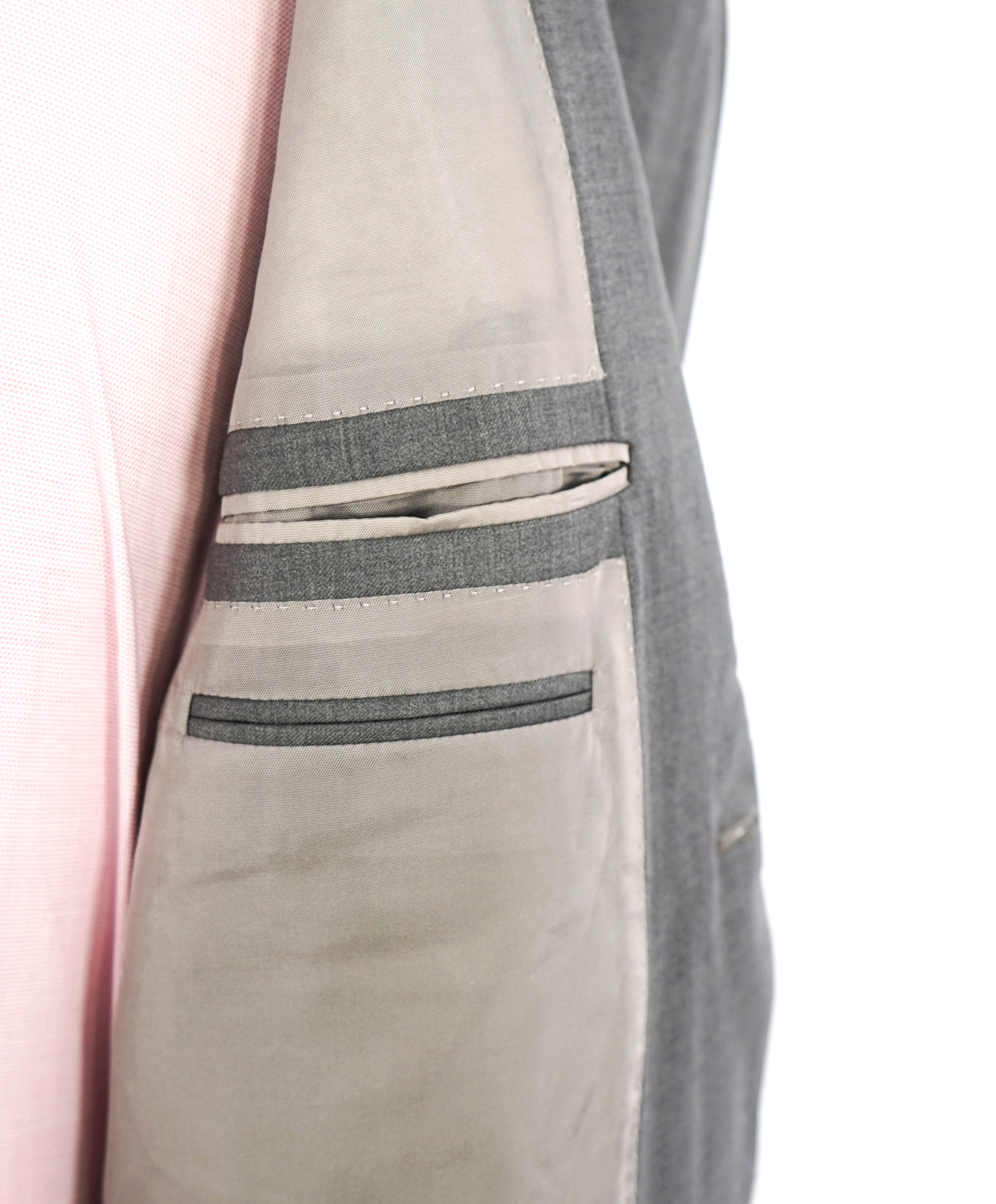 $3,290 ERMENEGILDO ZEGNA- “TORFEO” Light Gray Solid Blazer- 40R