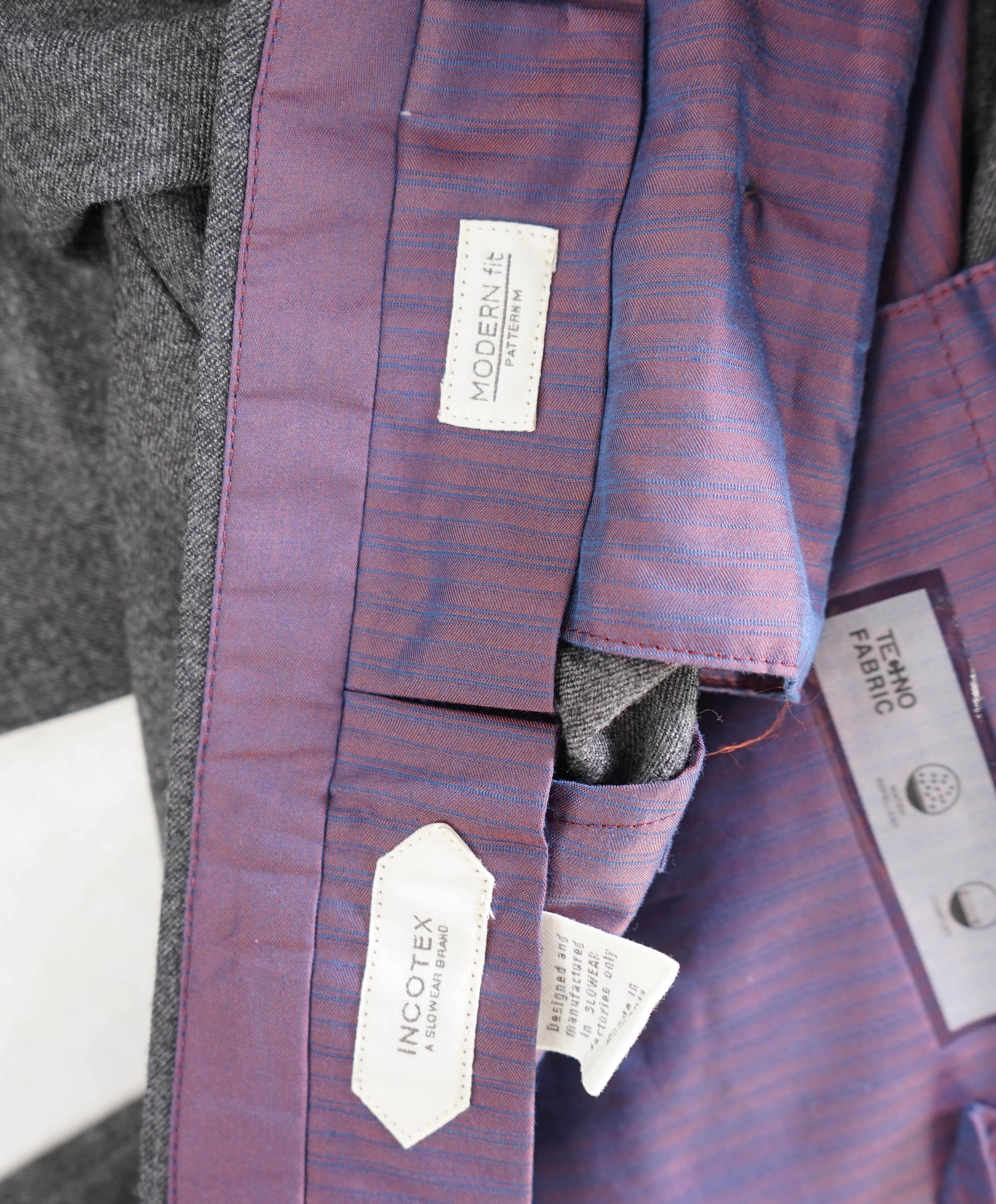 $460 INCOTEX - "Modern Fit" Pattern TEC-NO Water Repellent Wool Dress Pants - 42W
