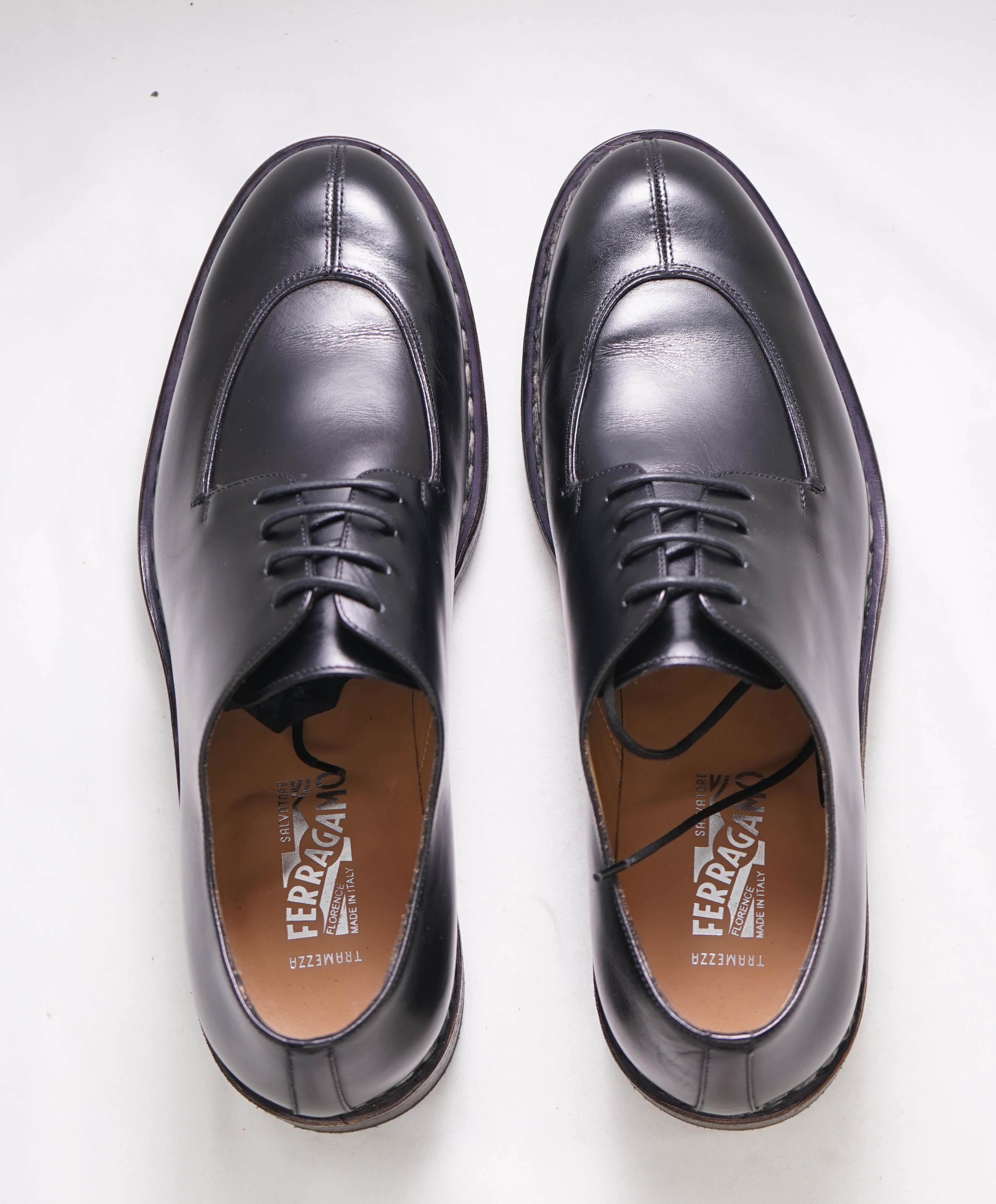 $1,295 SALVATORE FERRAGAMO - "TRAMEZZA" Norwegian Welt Split-Toe Oxford - 7.5 D