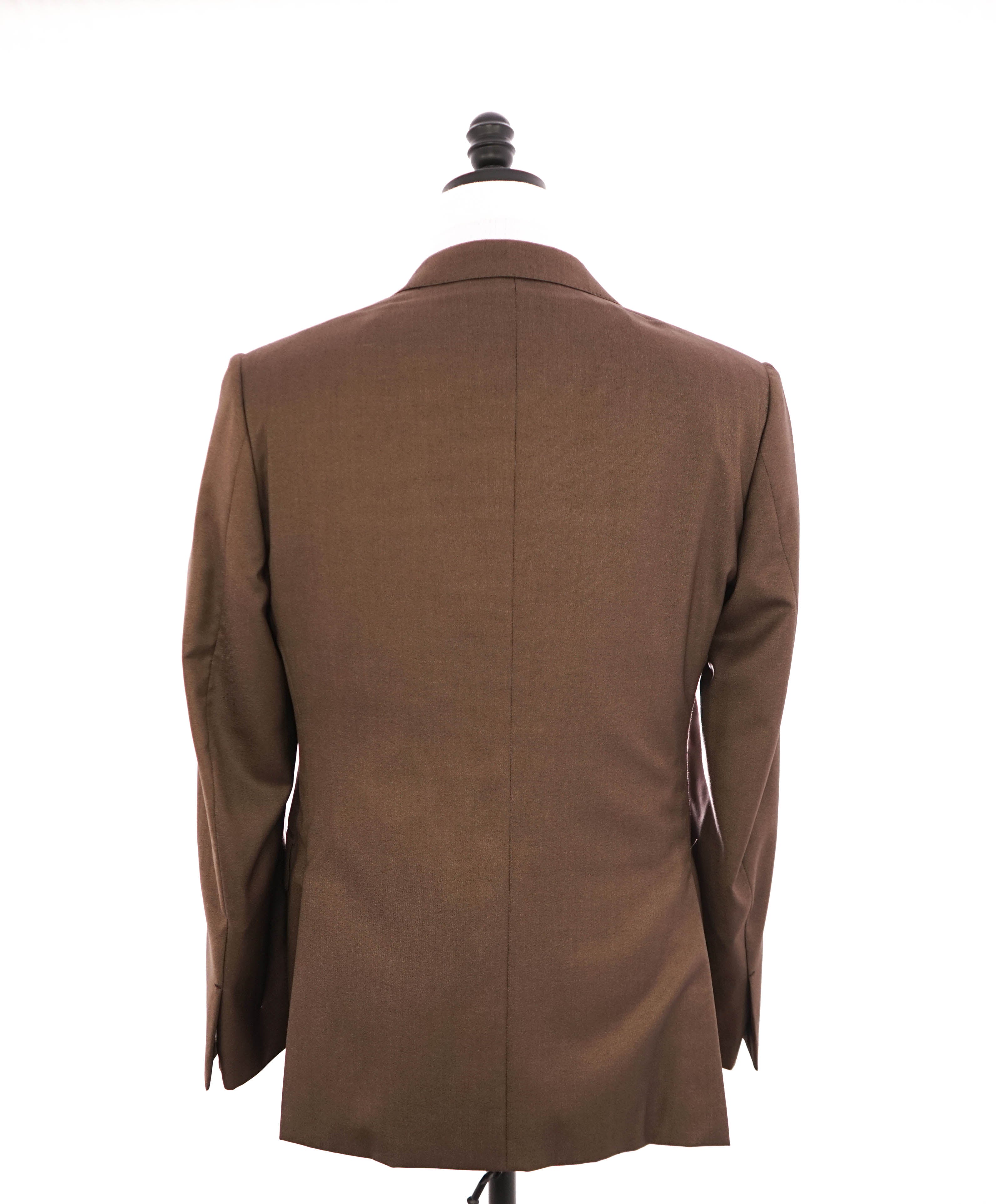 $3,995 ERMENEGILDO ZEGNA -"TROFEO 600" Medium Brown Silk Suit - 38R