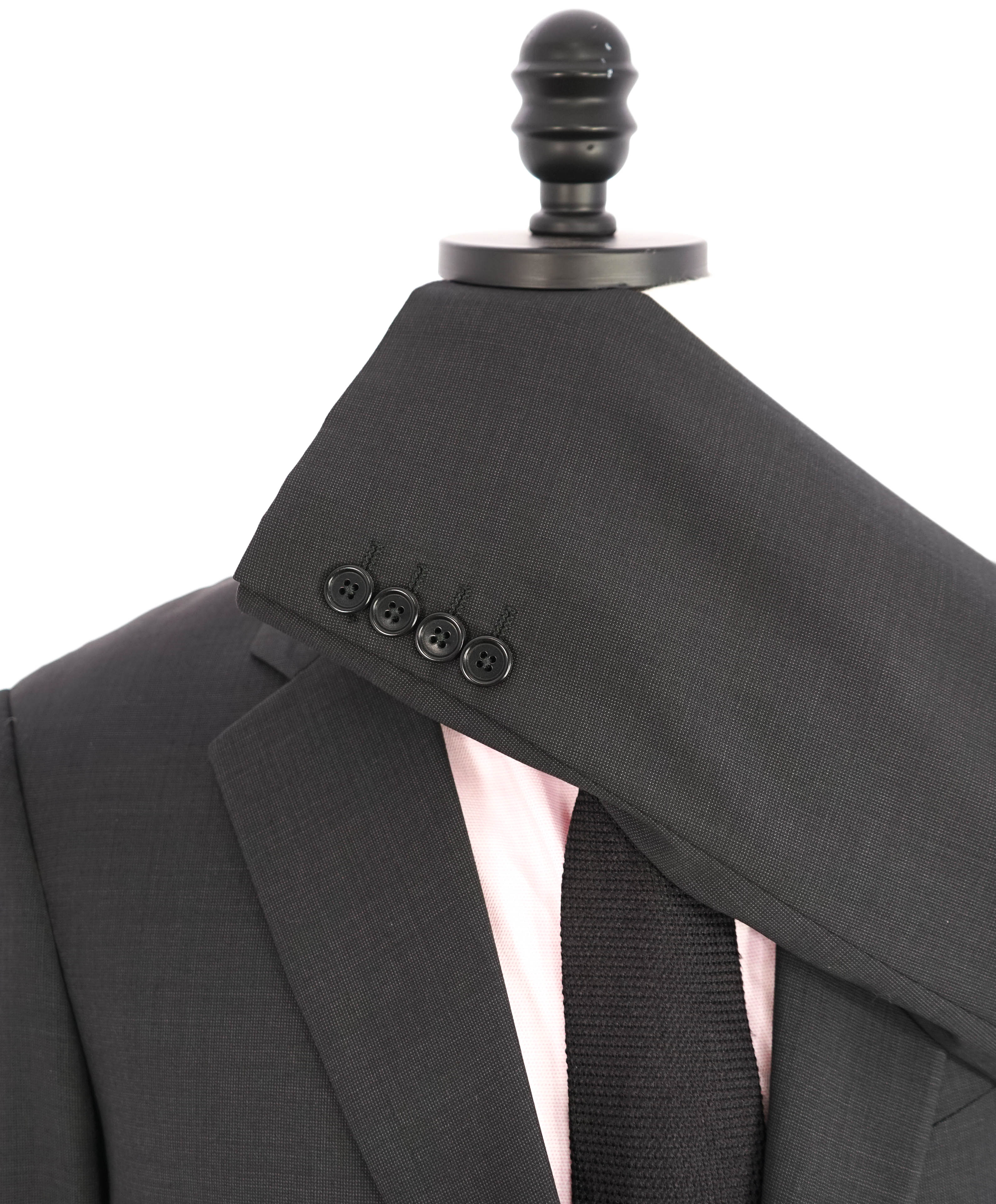 ARMANI COLLEZIONI - "Giorgio Line" Wool Textured Solid Gray Suit - 40R