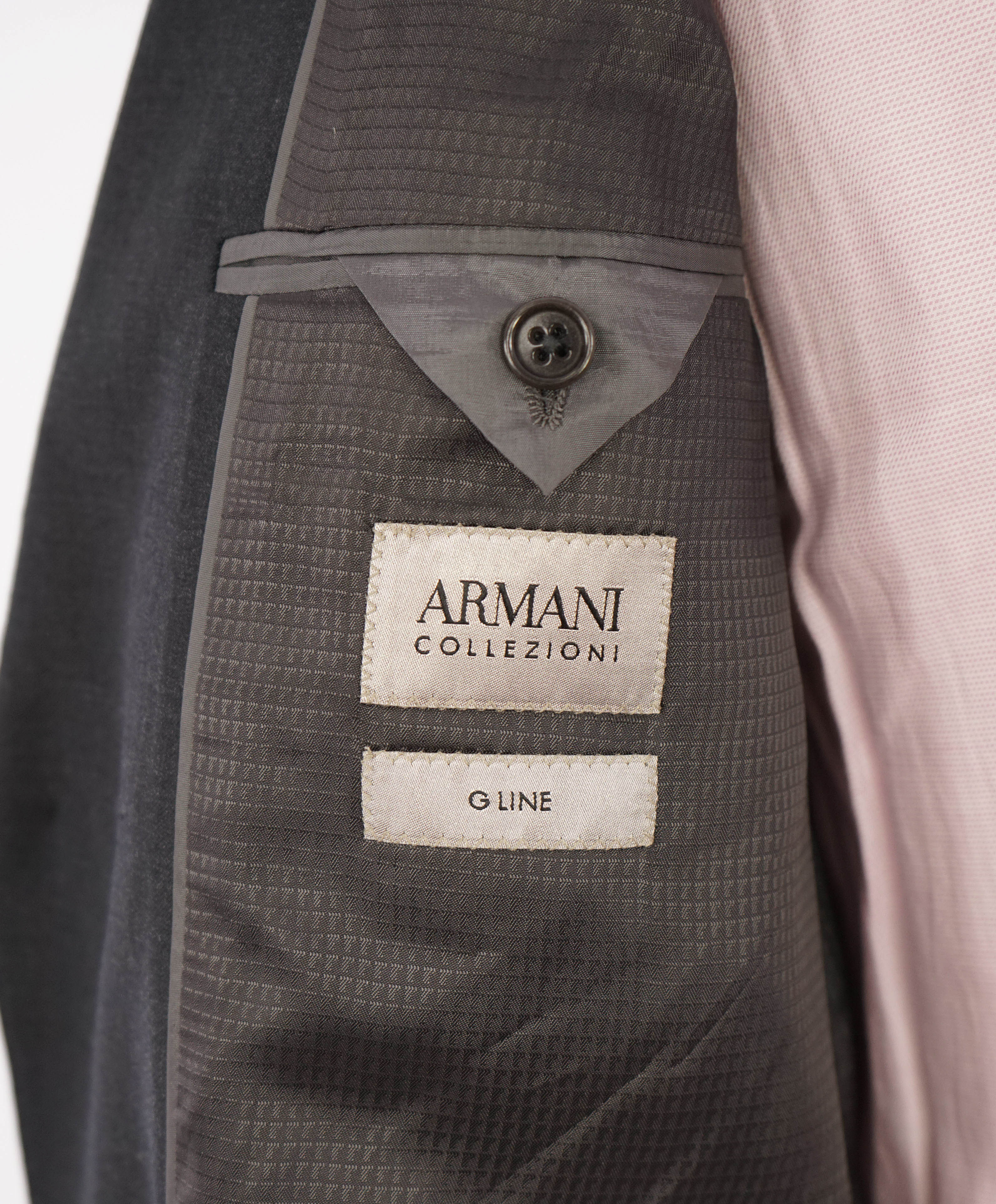 ARMANI COLLEZIONI - "G Line" Modern Charcoal Gray Notch Lapel Suit - 40R