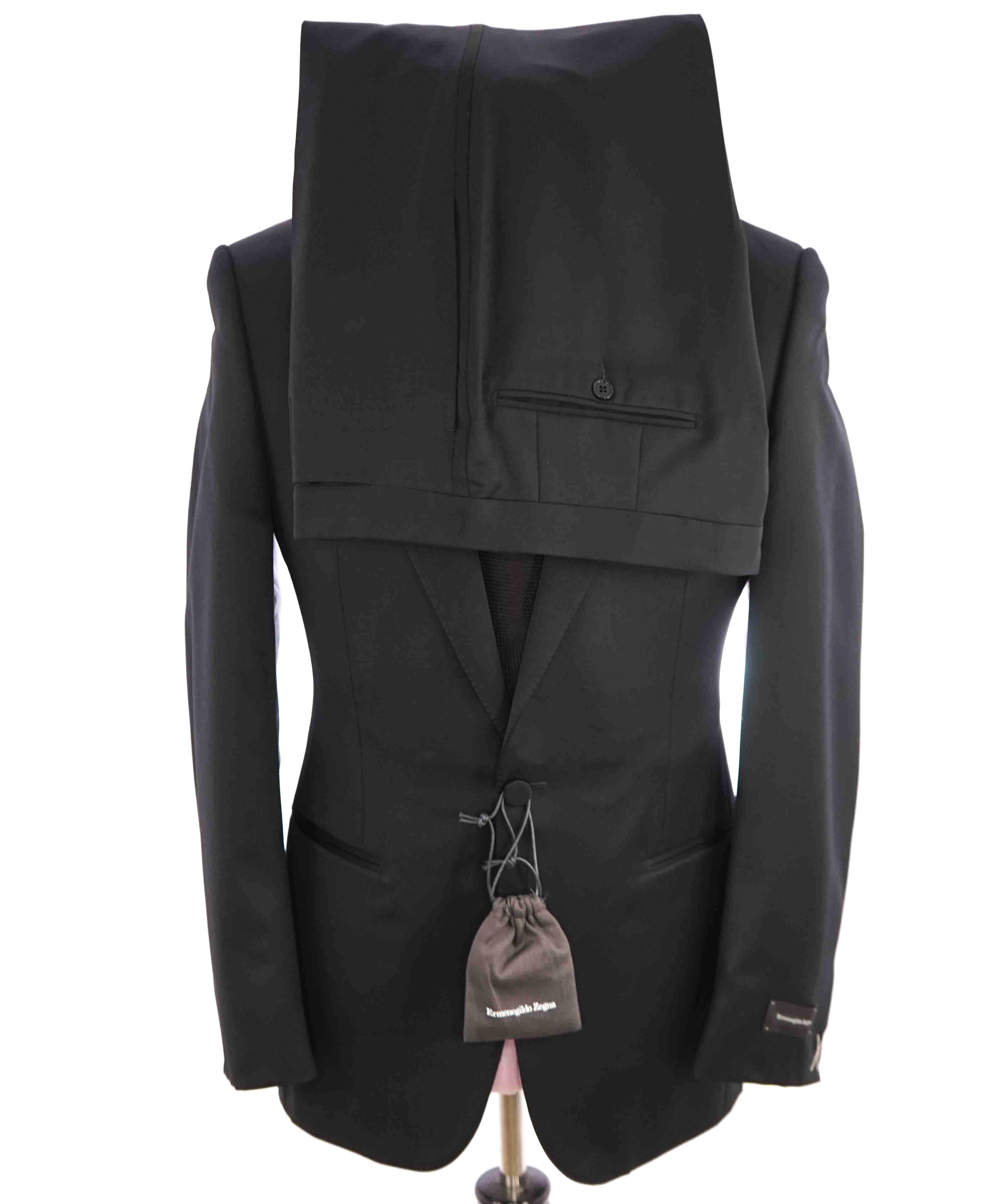 $3,995 ERMENEGILDO ZEGNA -"MICRONSPHERE MILA" PEAK LAPEL Tuxedo - 38R