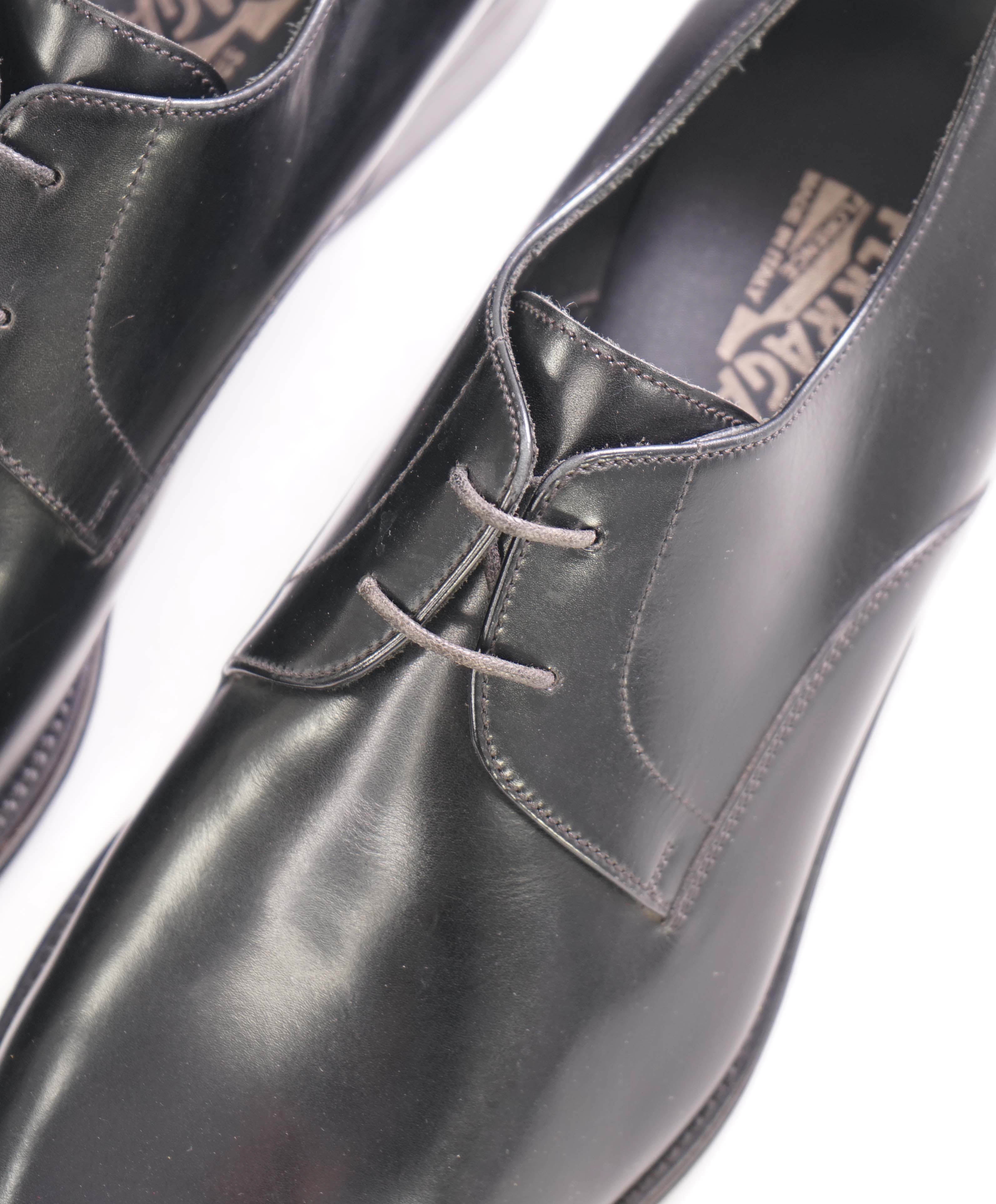 $850 SALVATORE FERRAGAMO - Modern Round Toe Oxfords Black Leather - 8.5 E US