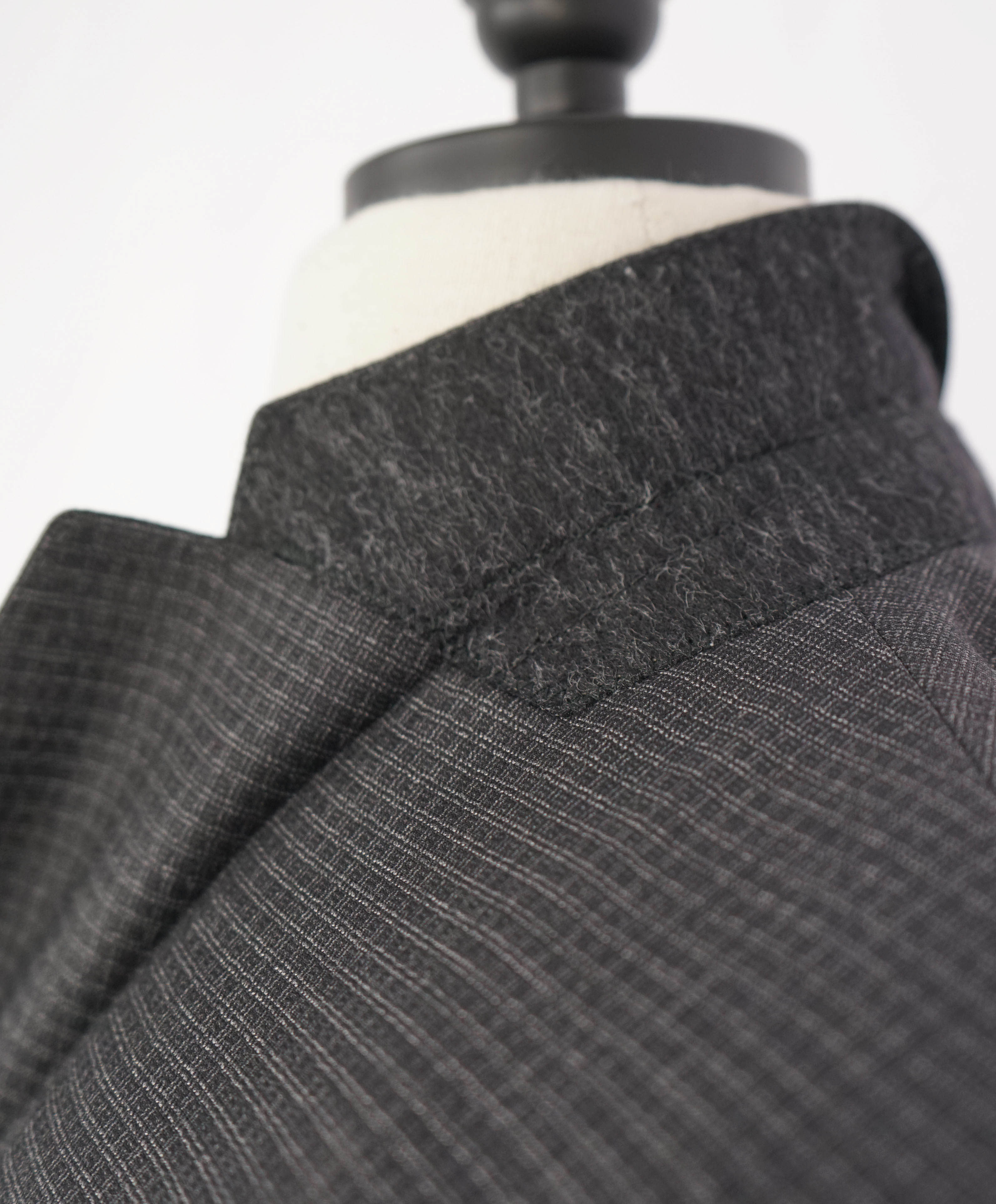 ARMANI COLLEZIONI - “M Line” Micro-Check Basket Weave Gray Suit - 42L