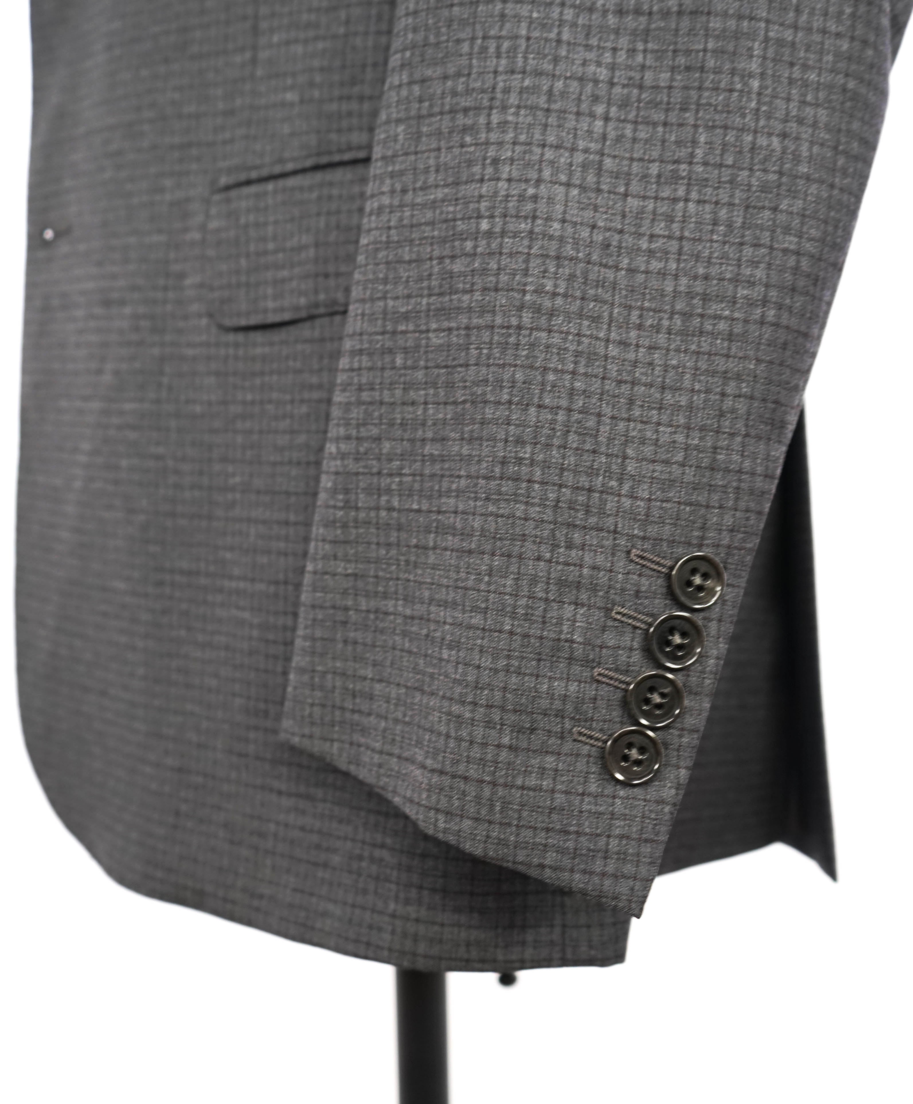 ARMANI COLLEZIONI - “G Line” Micro-Check Basket Weave Gray Suit - 40R