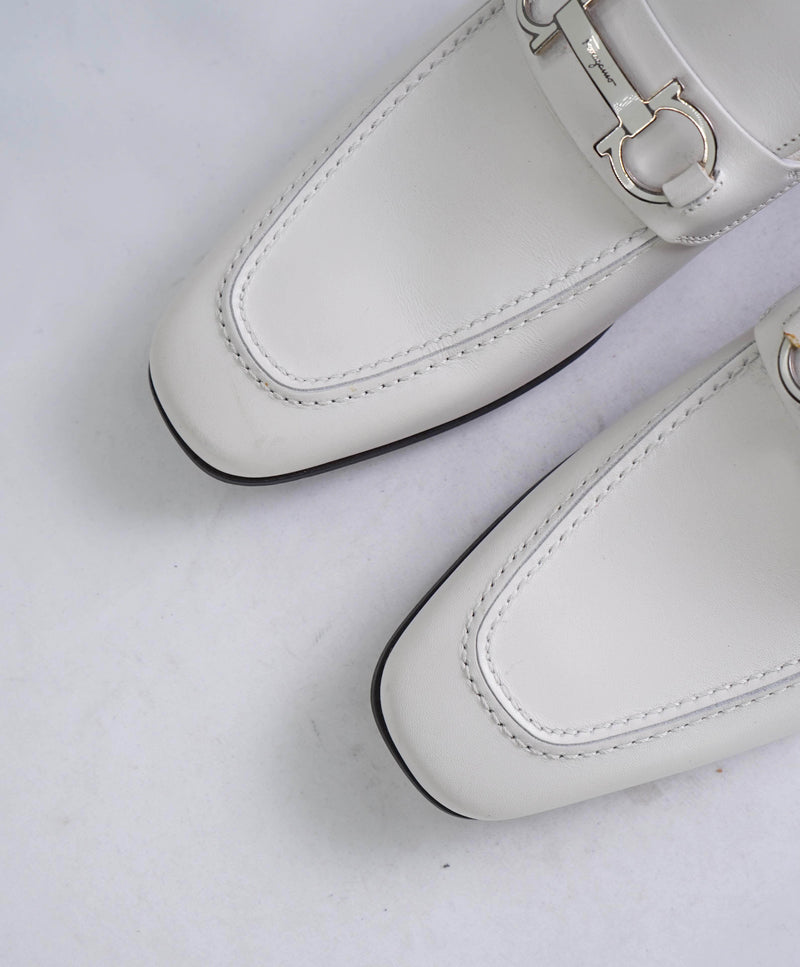 $850 SALVATORE FERRAGAMO - White Gancini Bit Loafer Leather - 7 D