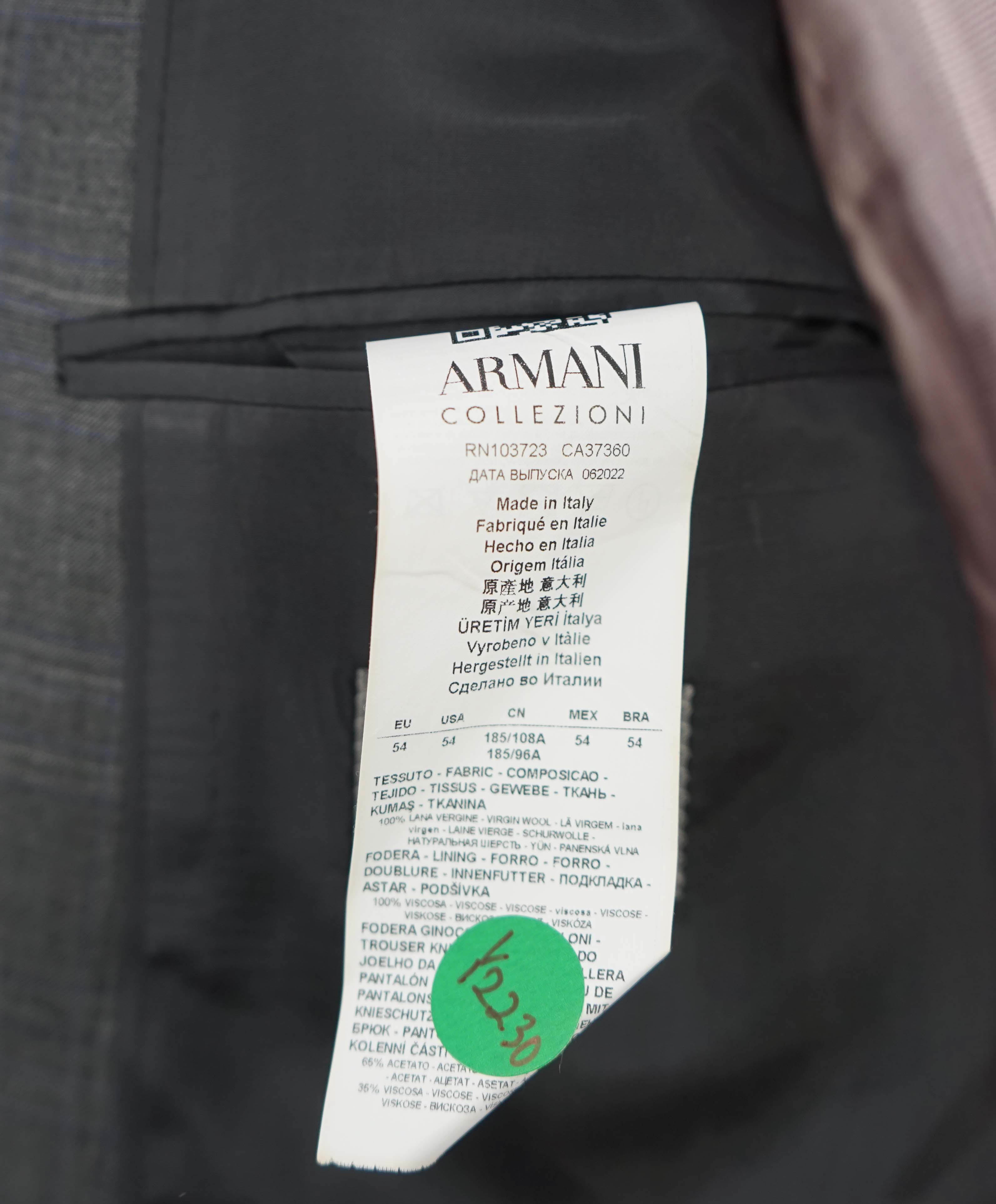 $2,000 ARMANI COLLEZIONI - Gray Check Plaid Notch Lapel Suit - 44R