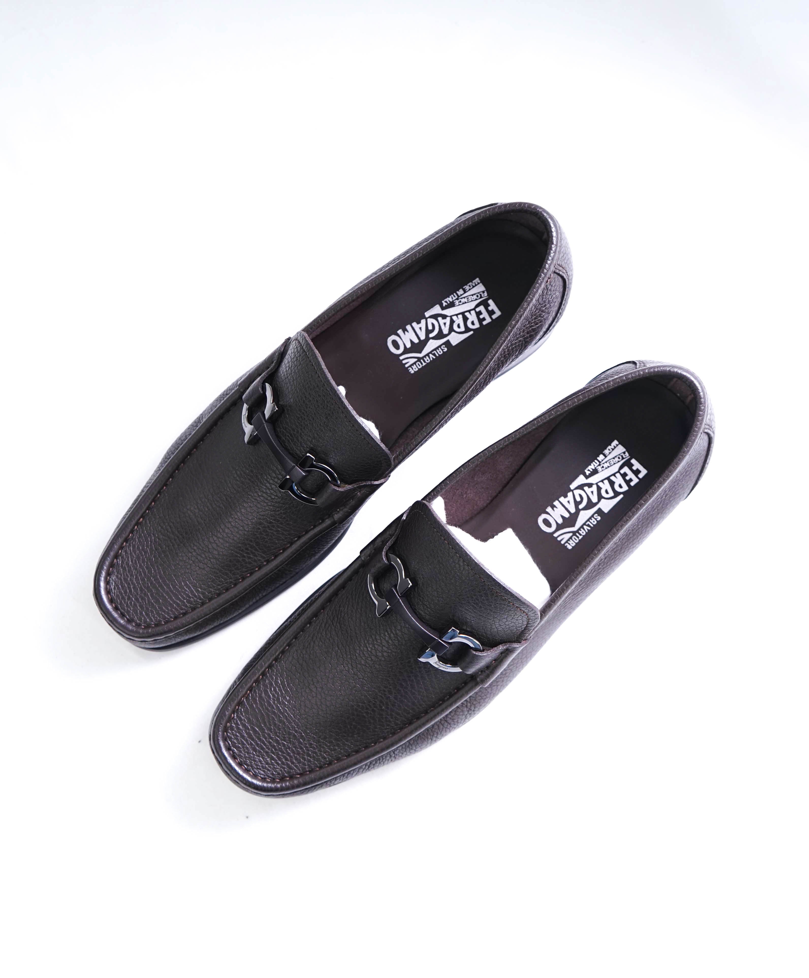 $850 SALVATORE FERRAGAMO - “GRANDIOSO" Gancini Bit Loafer Brown Leather - 9.5 EE