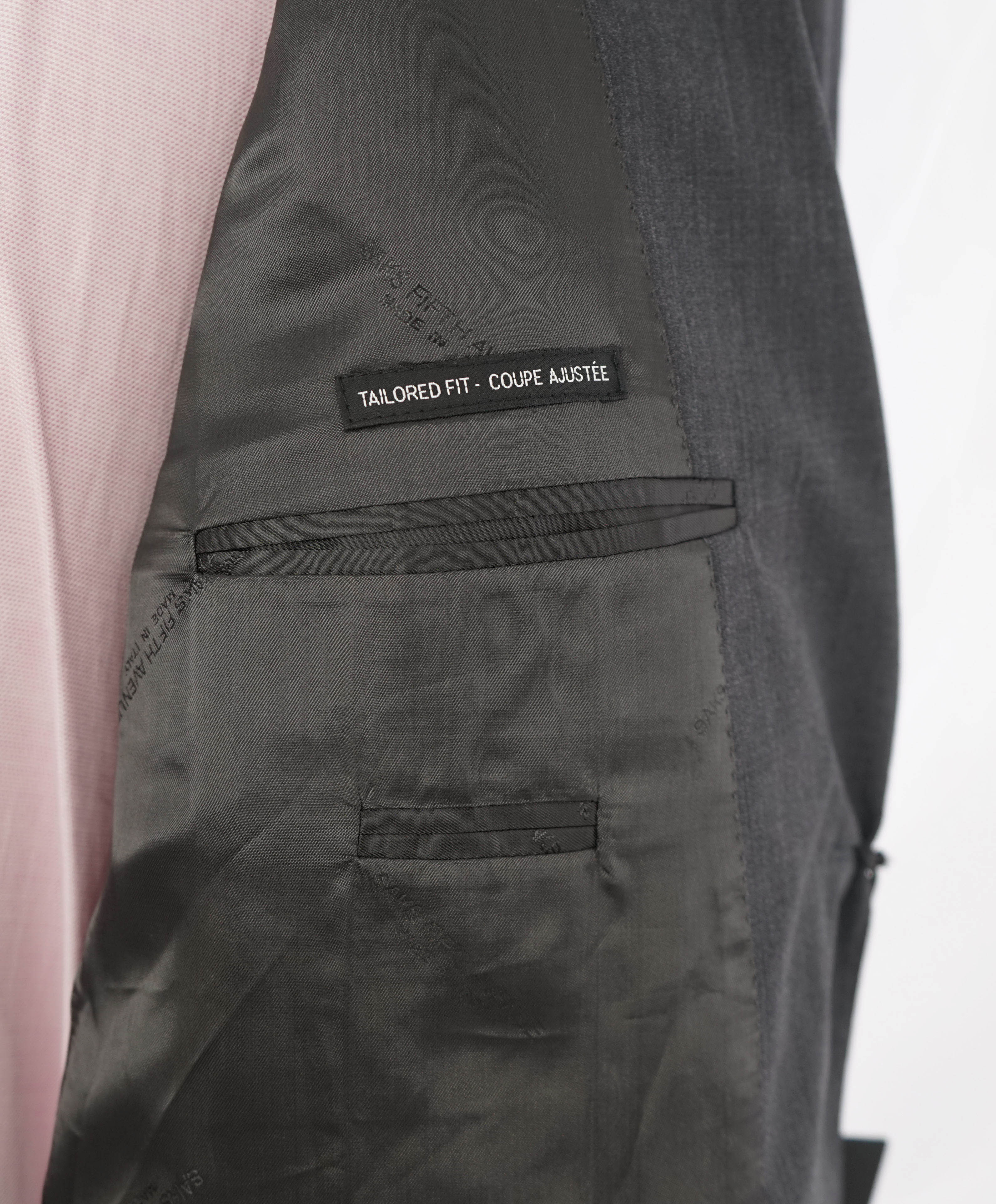 ERMENEGILDO ZEGNA - "TAILORED FIT" SAKS FIFTH AVENUE *SILK* Gray Suit - 44S