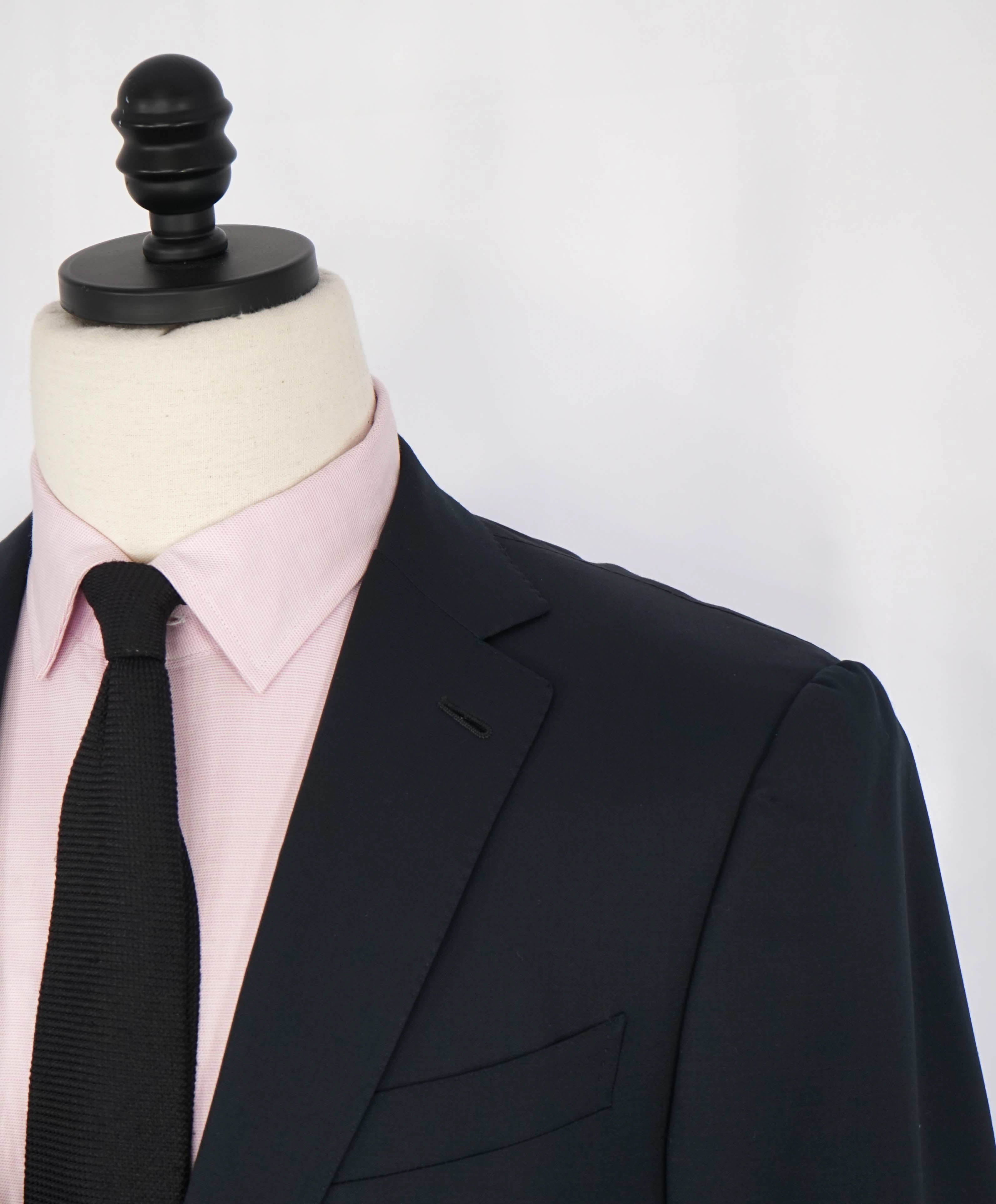 $3,295 ERMENEGILDO ZEGNA - “Multiseason" NAVY Solid Notch Lapel Blazer - 40L