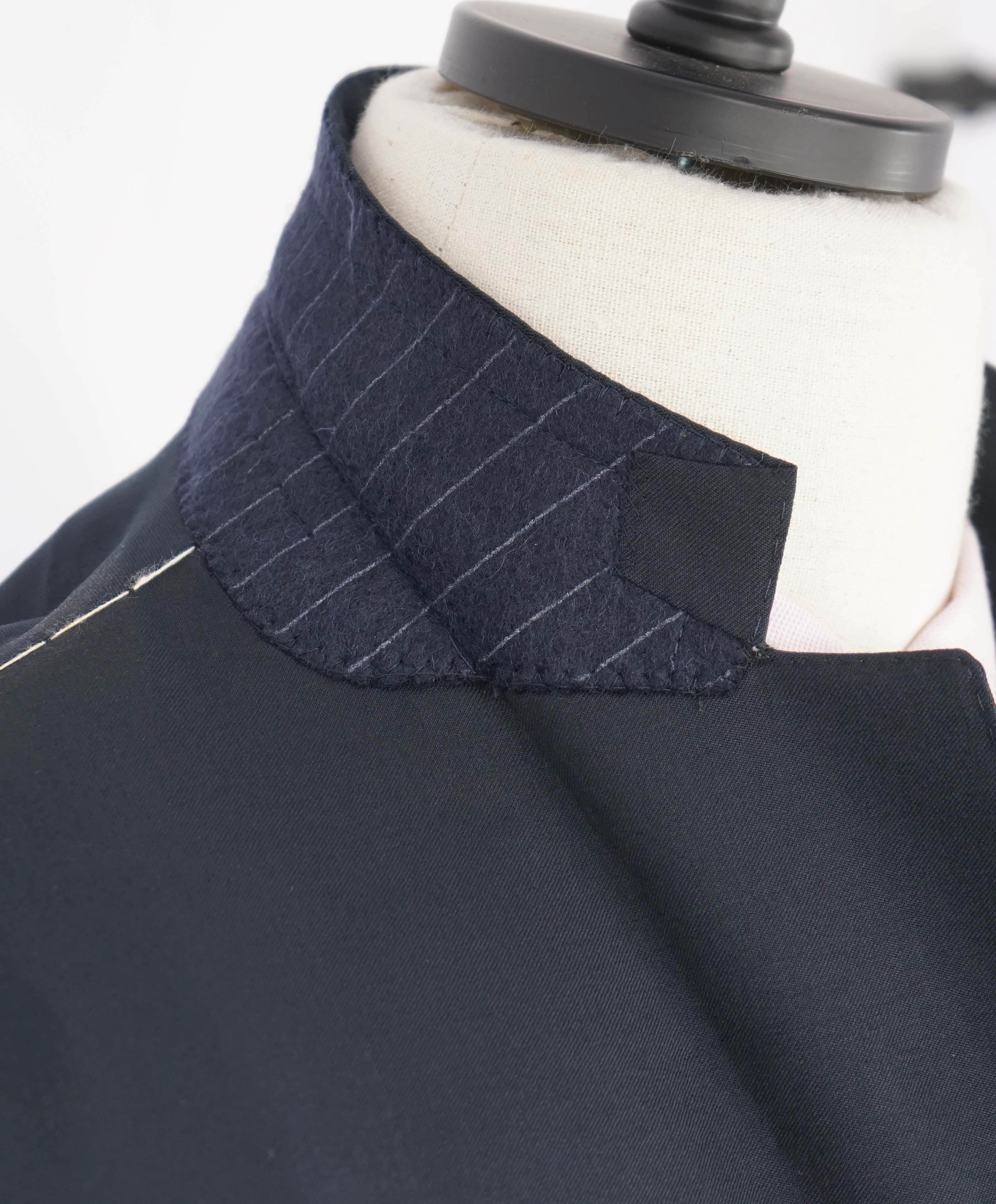 $3,295 ERMENEGILDO ZEGNA - “Multiseason" NAVY Solid Notch Lapel Blazer - 40L