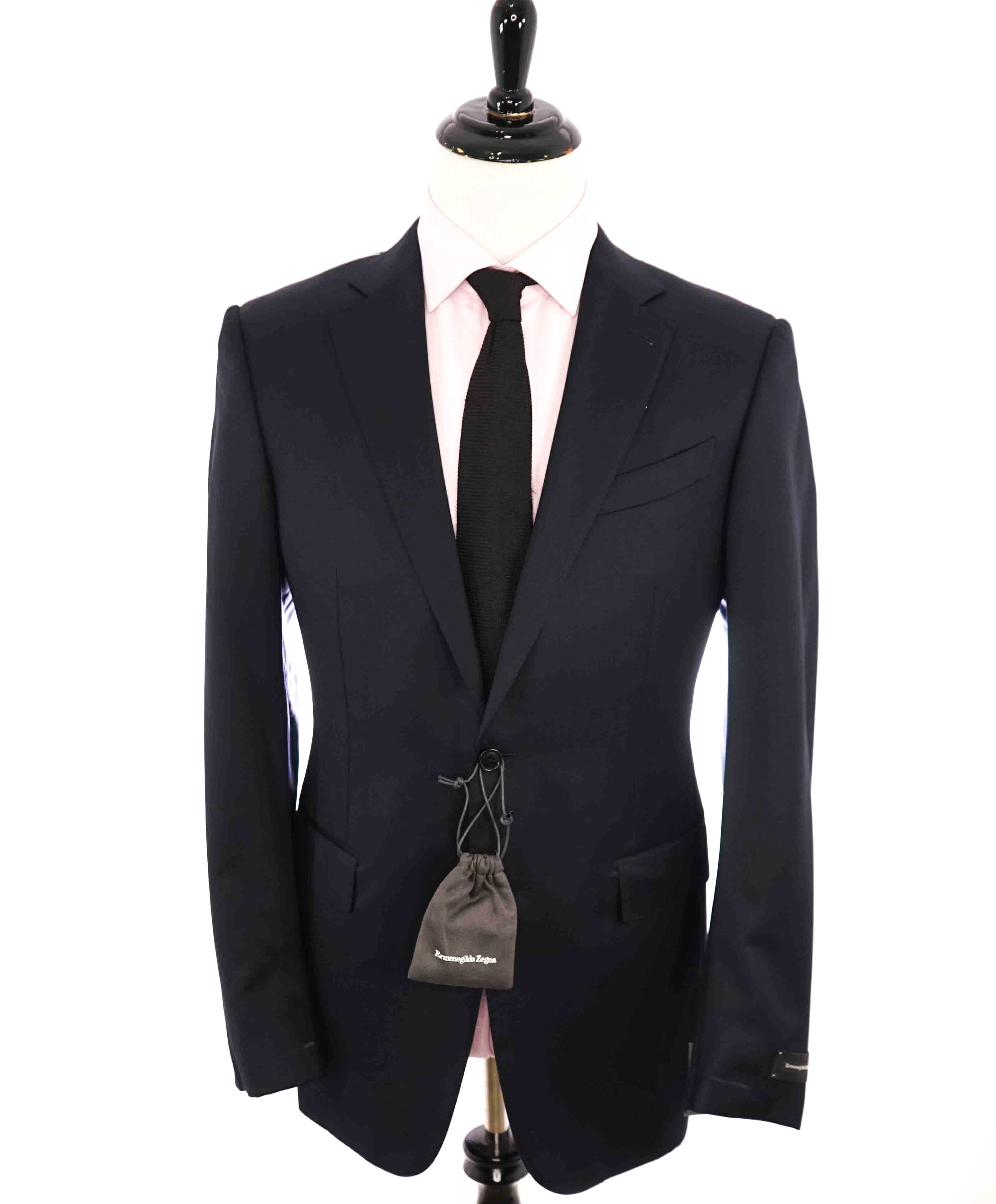 $3,250 ERMENEGILDO ZEGNA - "MICRONSPHERE" *Closet Staple* Navy Suit - 42L