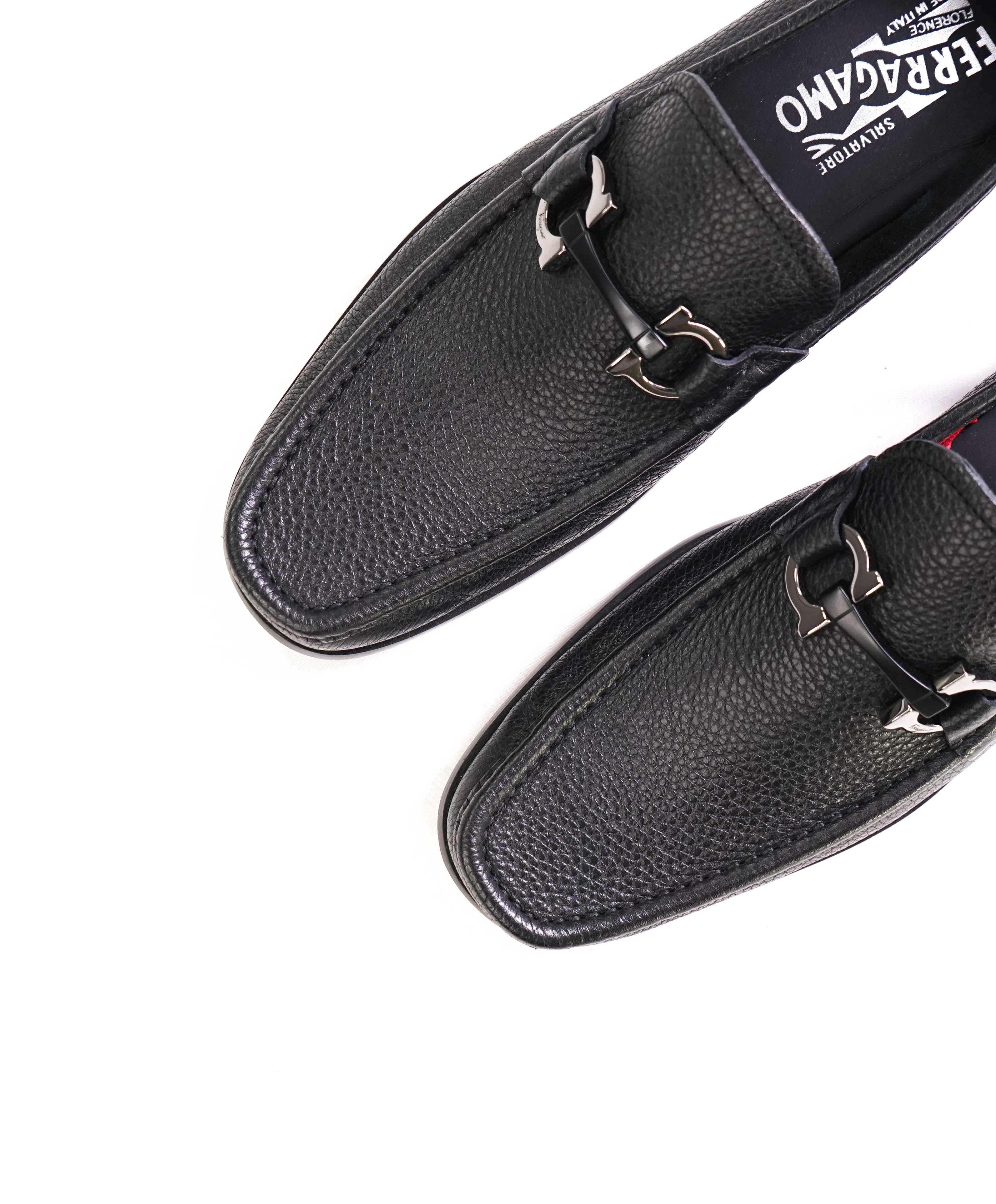 $850 SALVATORE FERRAGAMO - “GRANDIOSO" Gancini Bit Loafer Black Leather - 9.5 D