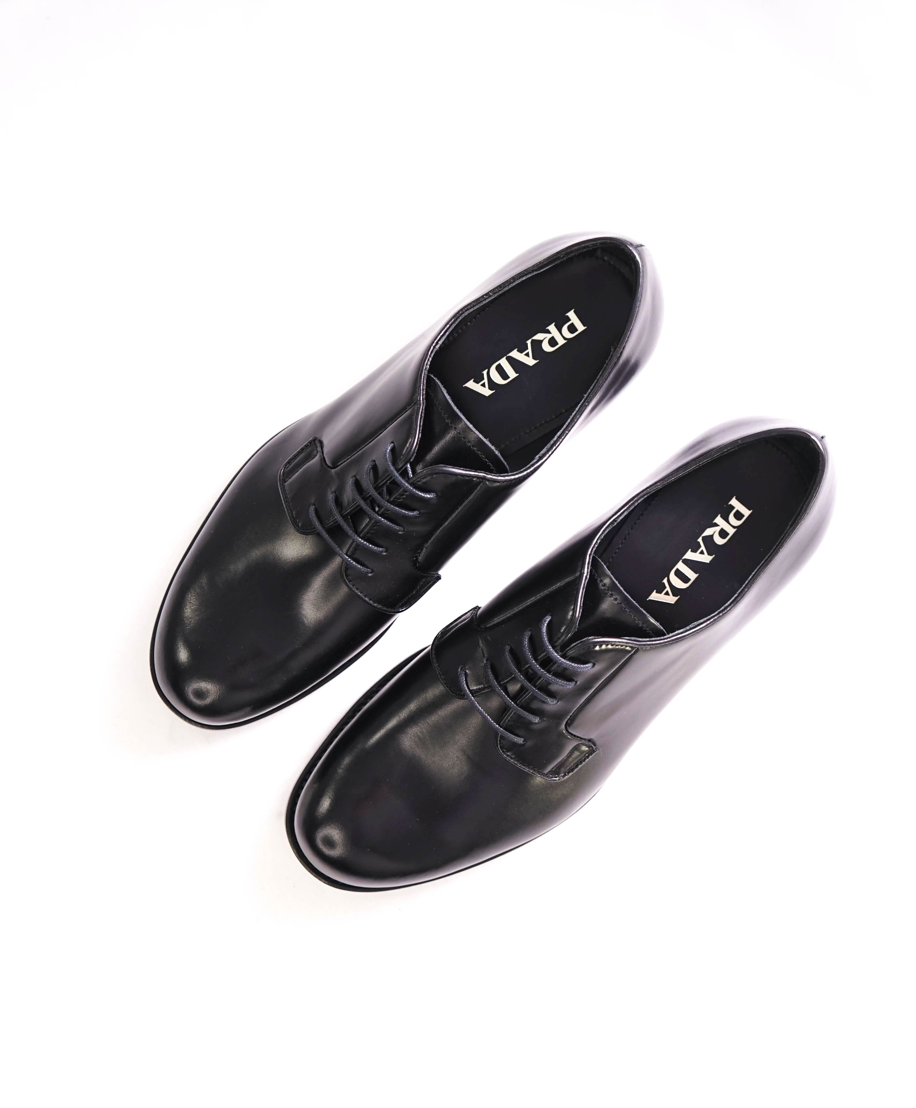 $950 PRADA - Black Brushed Leather Oxfords - 8 US (7 Prada)