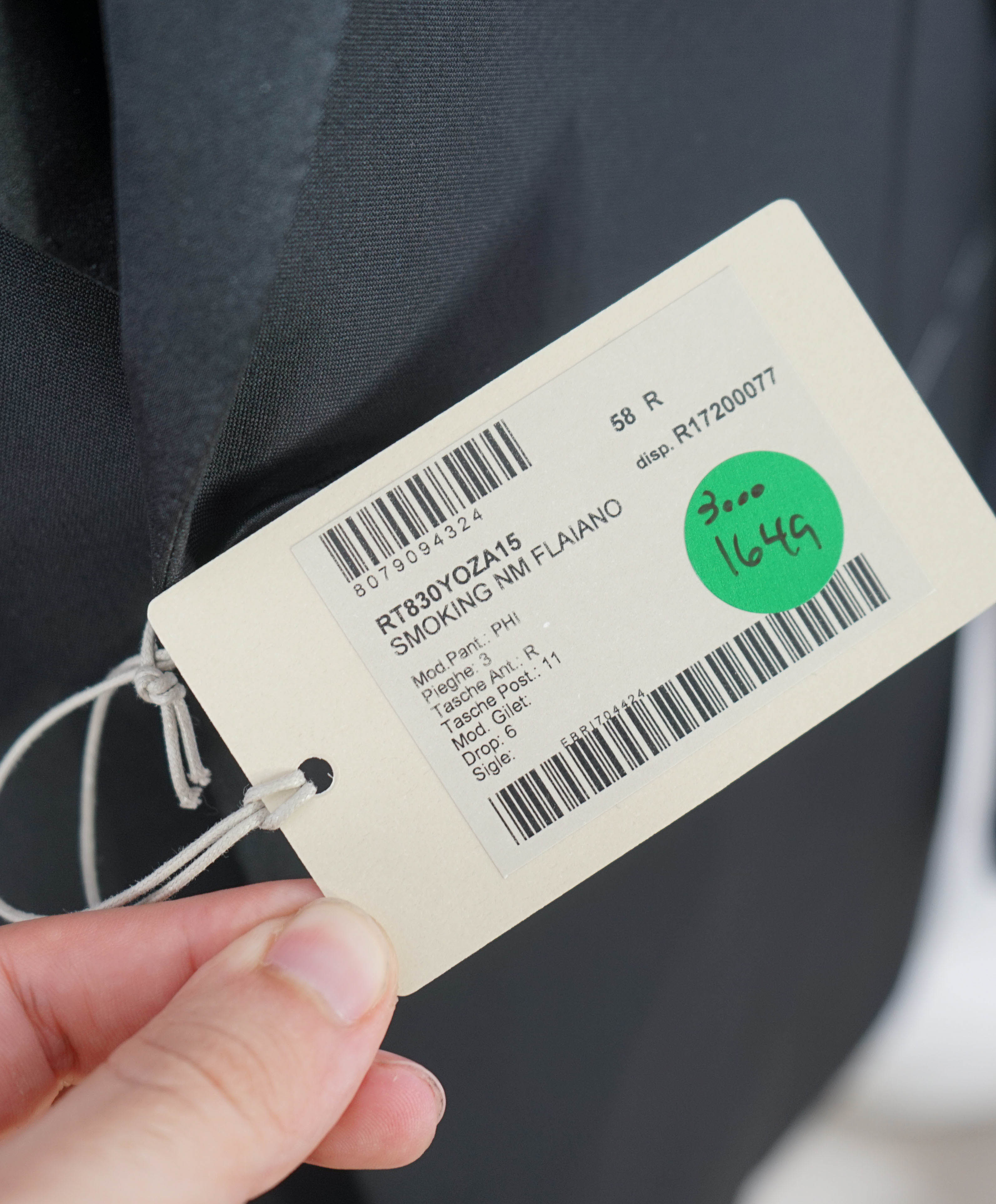 BRIONI - *CELEB FAVORITE* Hand Made Italy Black Peak Lapel Tuxedo - 48R