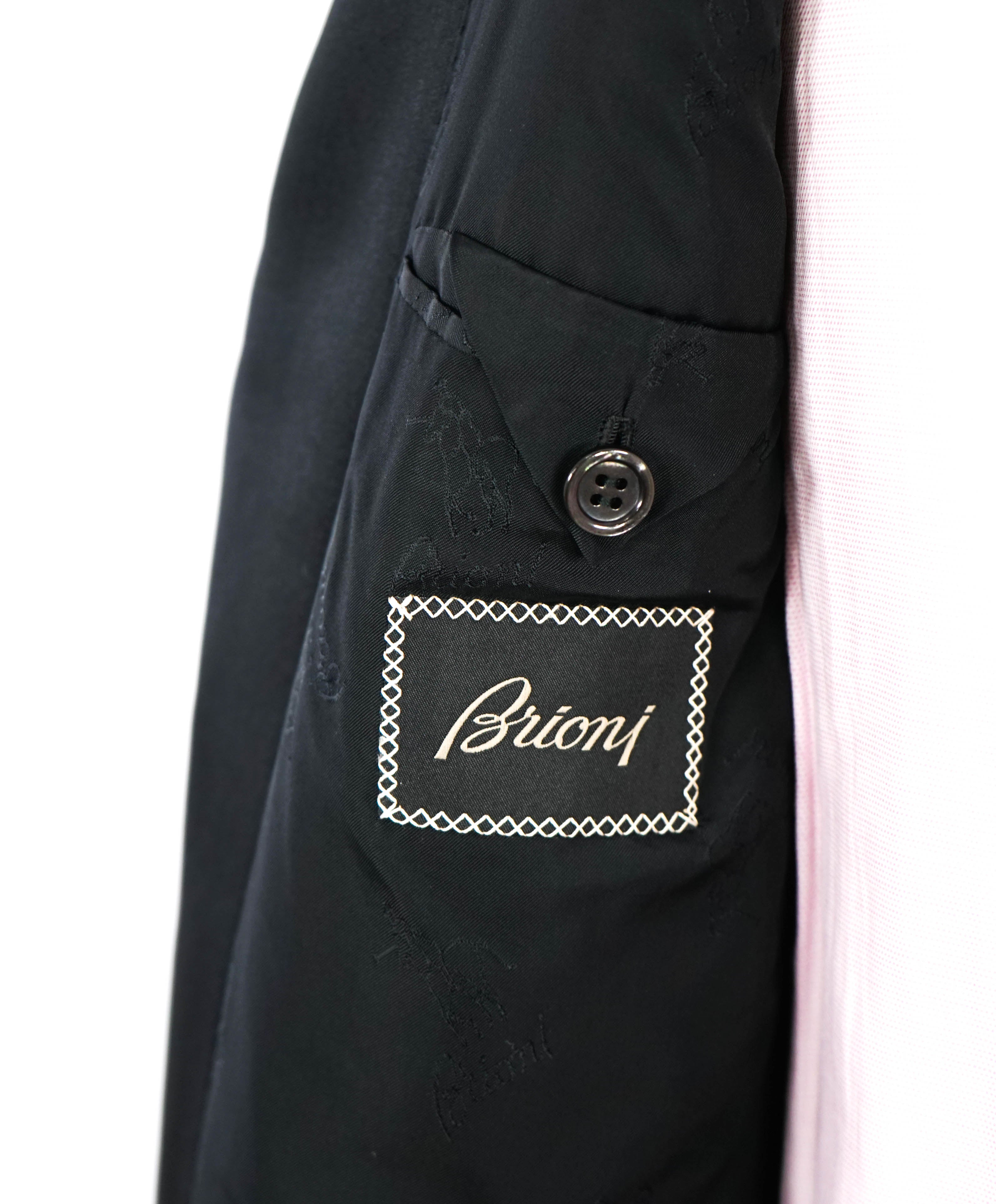 BRIONI - *CELEB FAVORITE* Hand Made Italy Black Peak Lapel Tuxedo - 48R