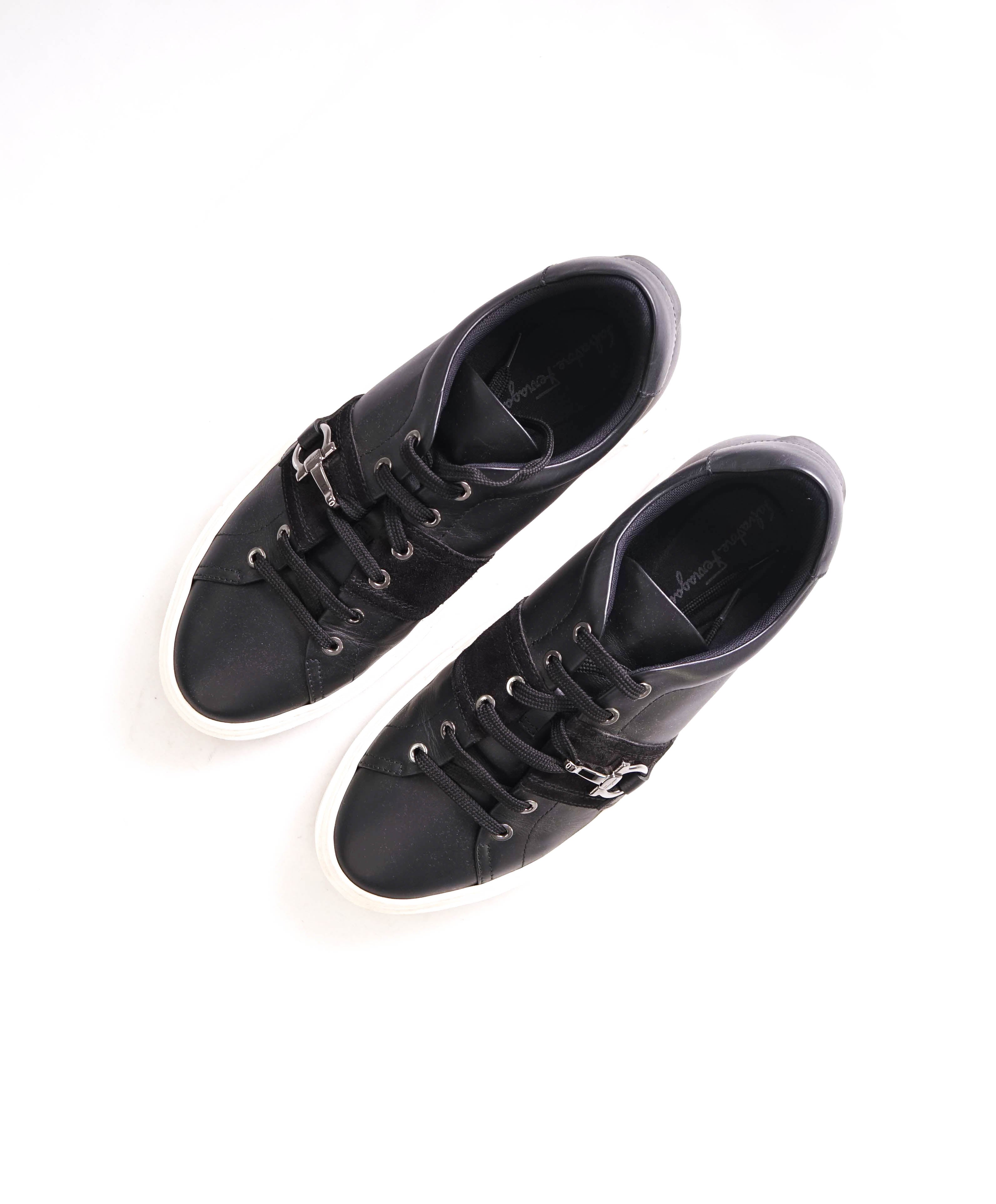 $750 SALVATORE FERRAGAMO - "SULTAN" *GANCINI* Black Sneaker - 7 M US