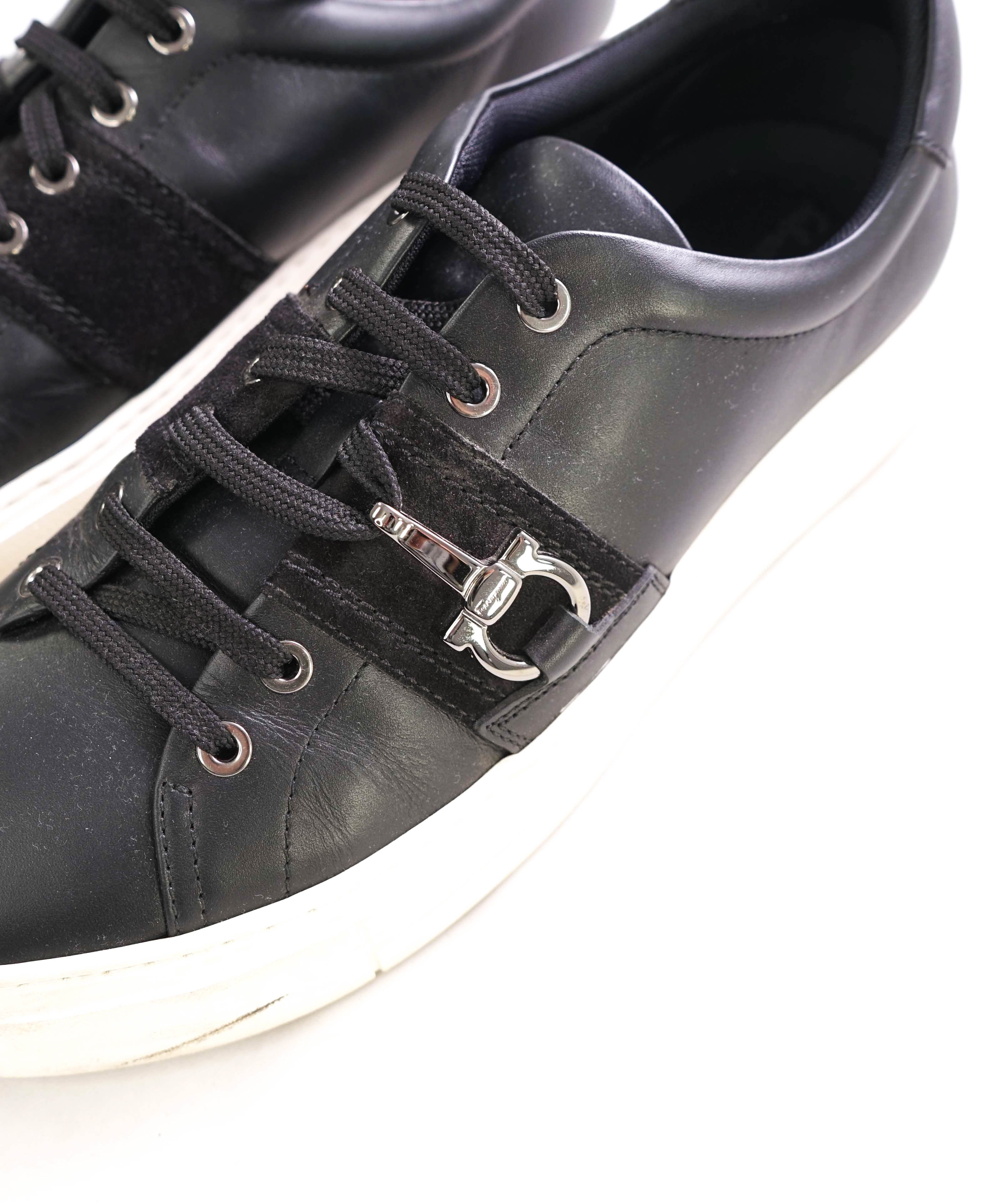 $750 SALVATORE FERRAGAMO - "SULTAN" *GANCINI* Black Sneaker - 7 M US