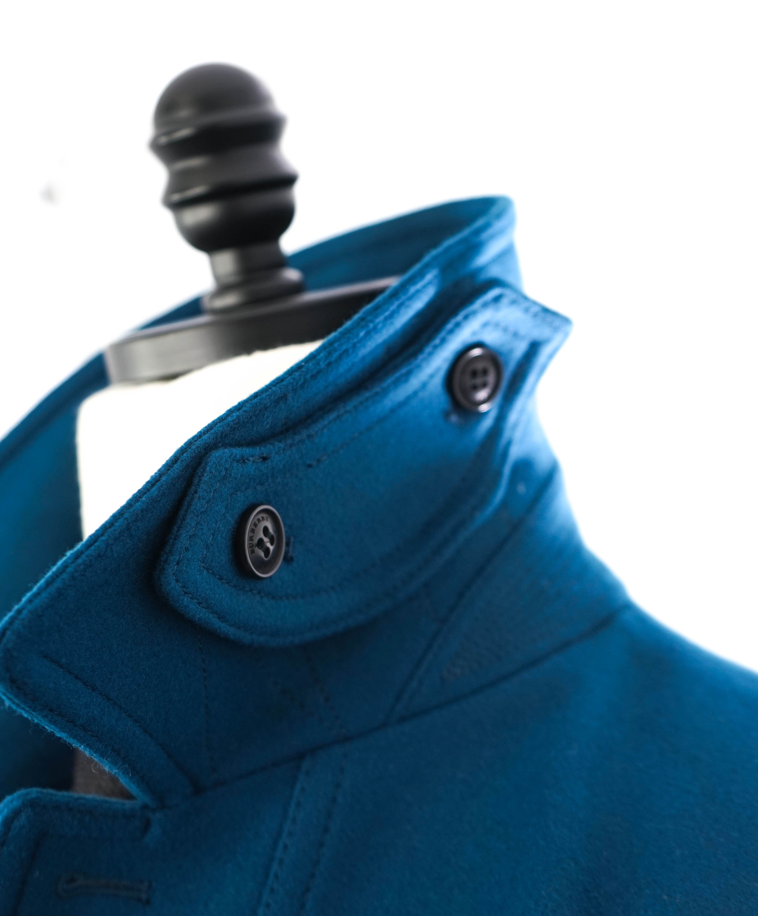 BURBERRY - CASHMERE/WOOL Blend Engraved Toggle Blue Coat - M