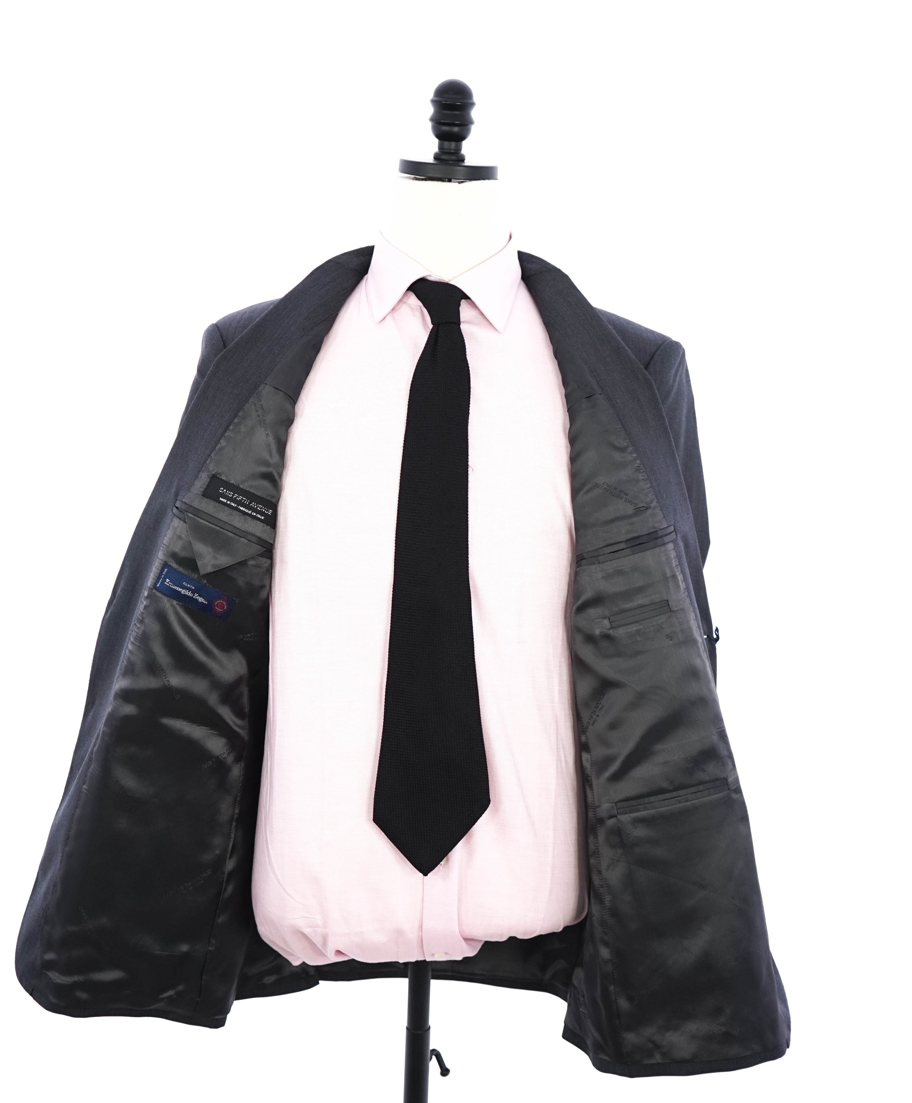 ERMENEGILDO ZEGNA - "TAILORED FIT" SAKS FIFTH AVENUE *SILK* Gray Suit - 40R