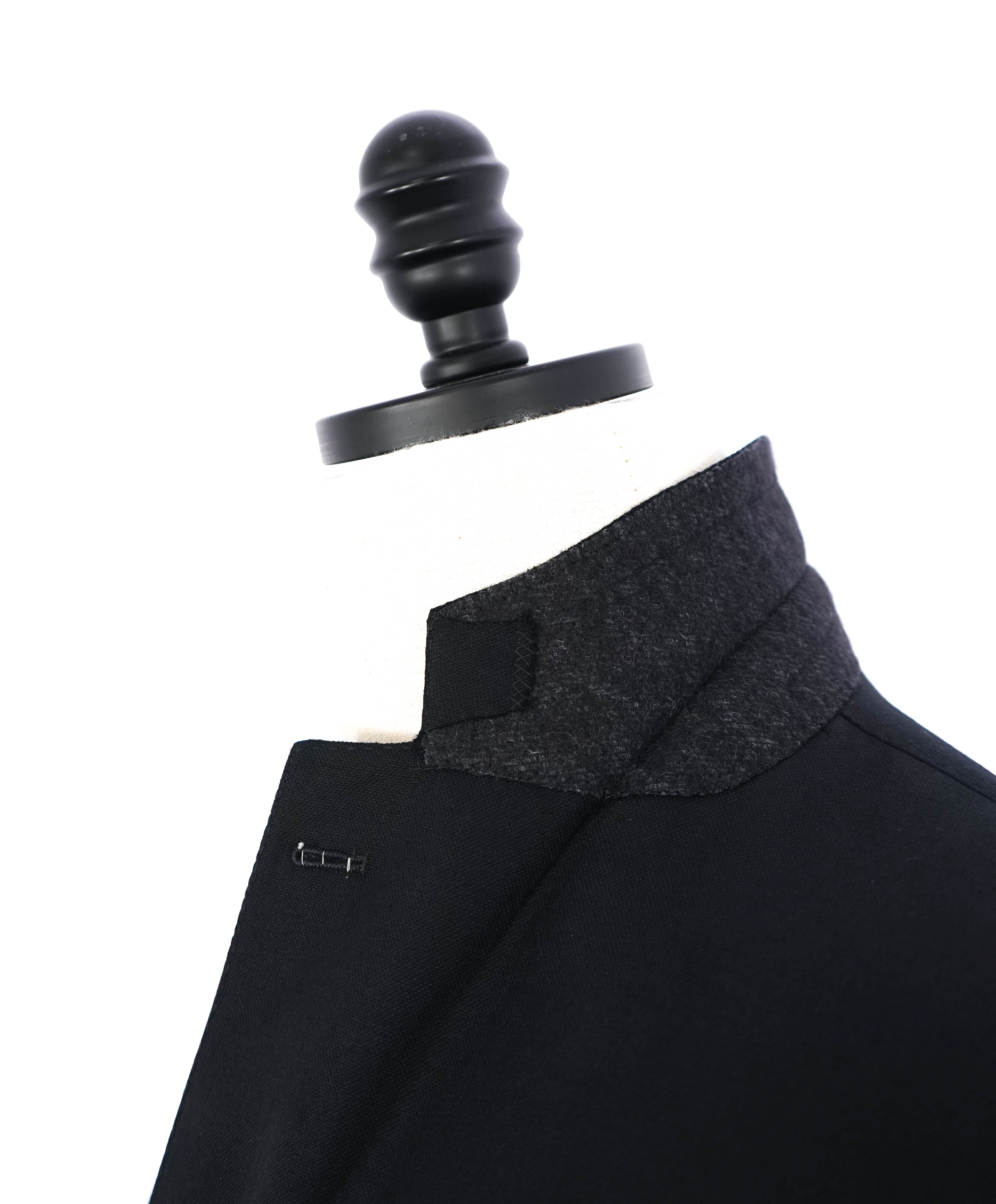 $3,290 ERMENEGILDO ZEGNA- “TORFEO” Black Textured Solid Blazer- 40R