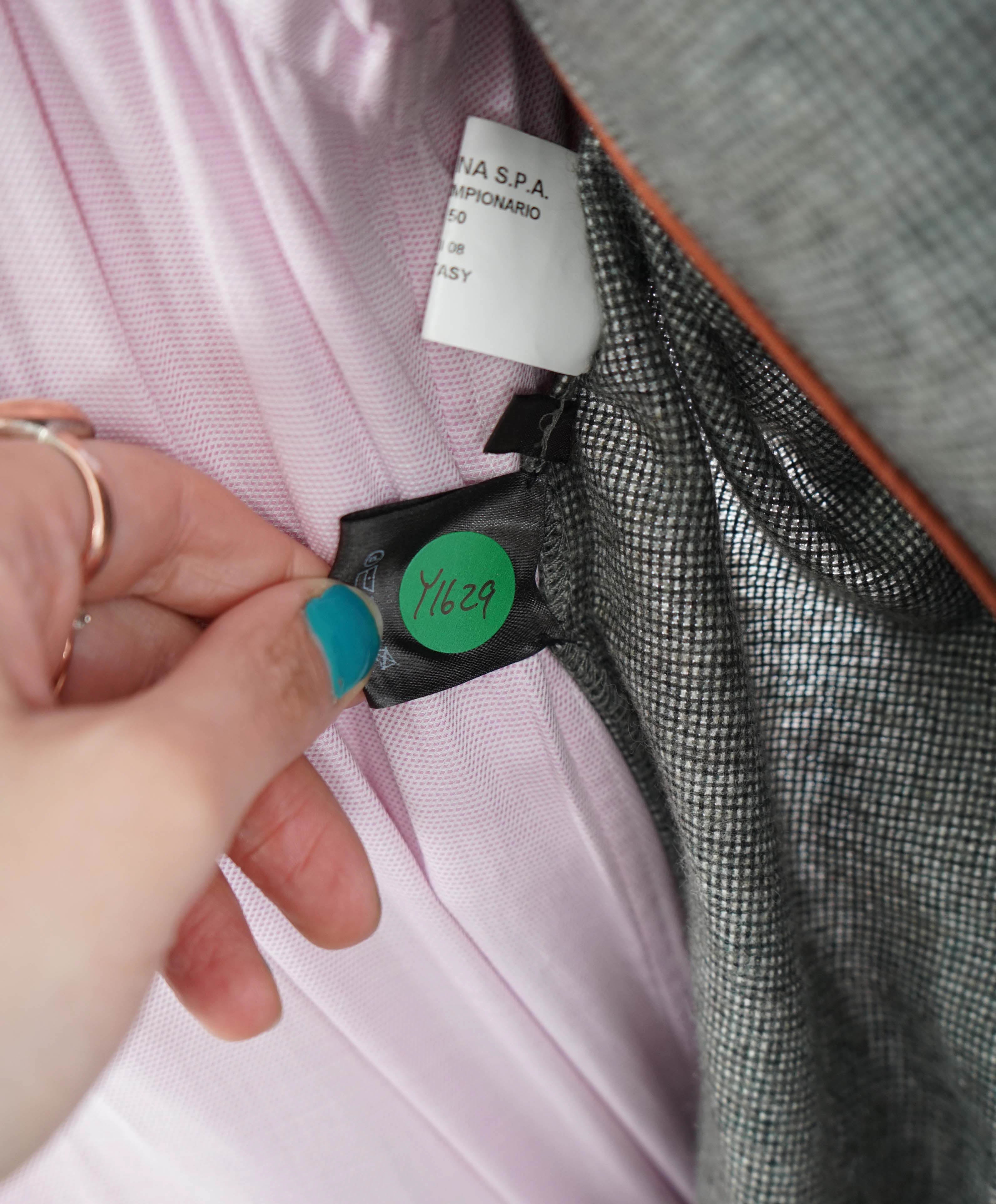 $3,995 LORO PIANA - *PURE CASHMERE* PATCH POCKET Gray Mini Check Suede Detailing- 40R