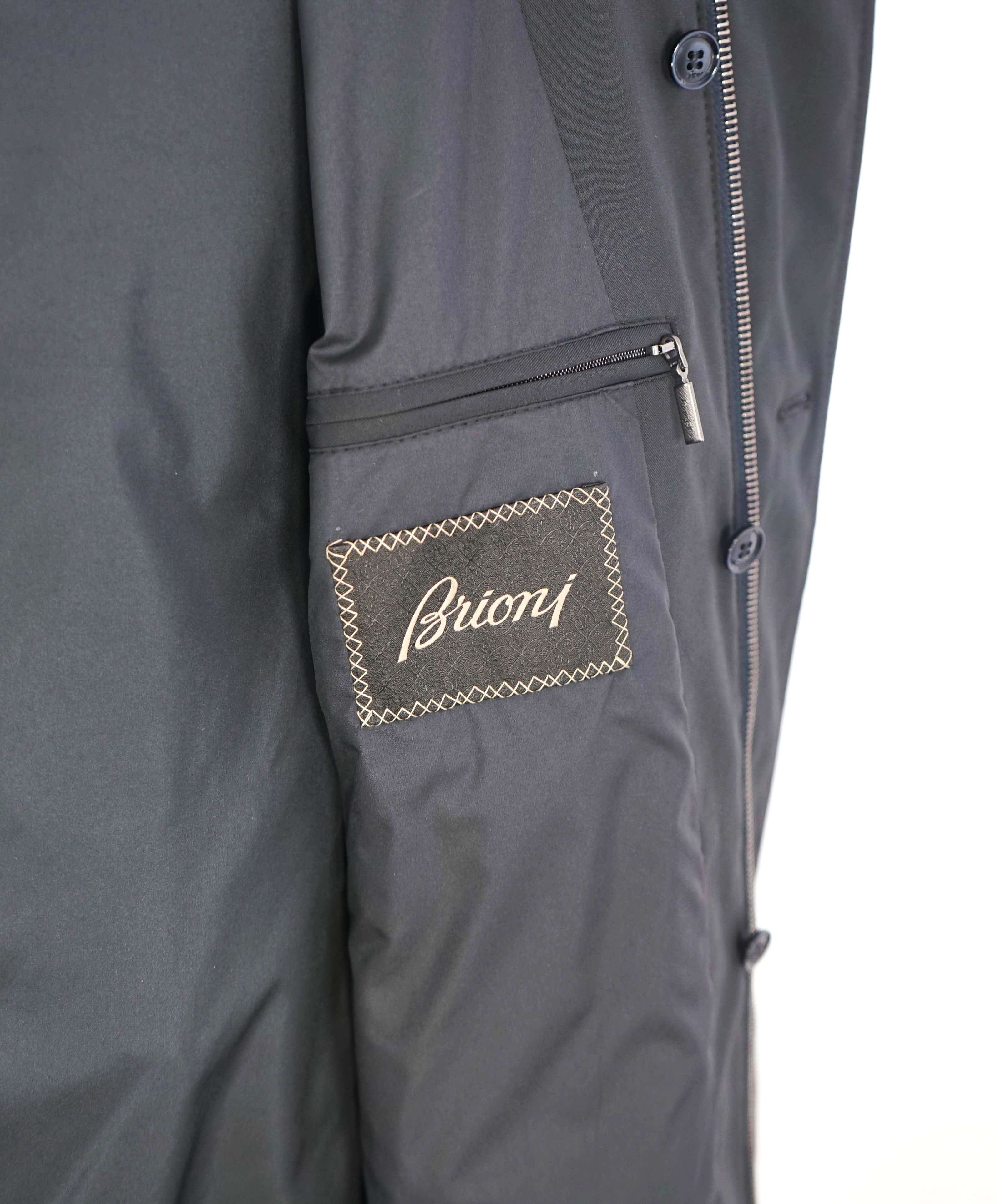 $6,850 BRIONI - Water Repellent FUR COLLAR / CASHMERE Lined LOGO Coat - L
