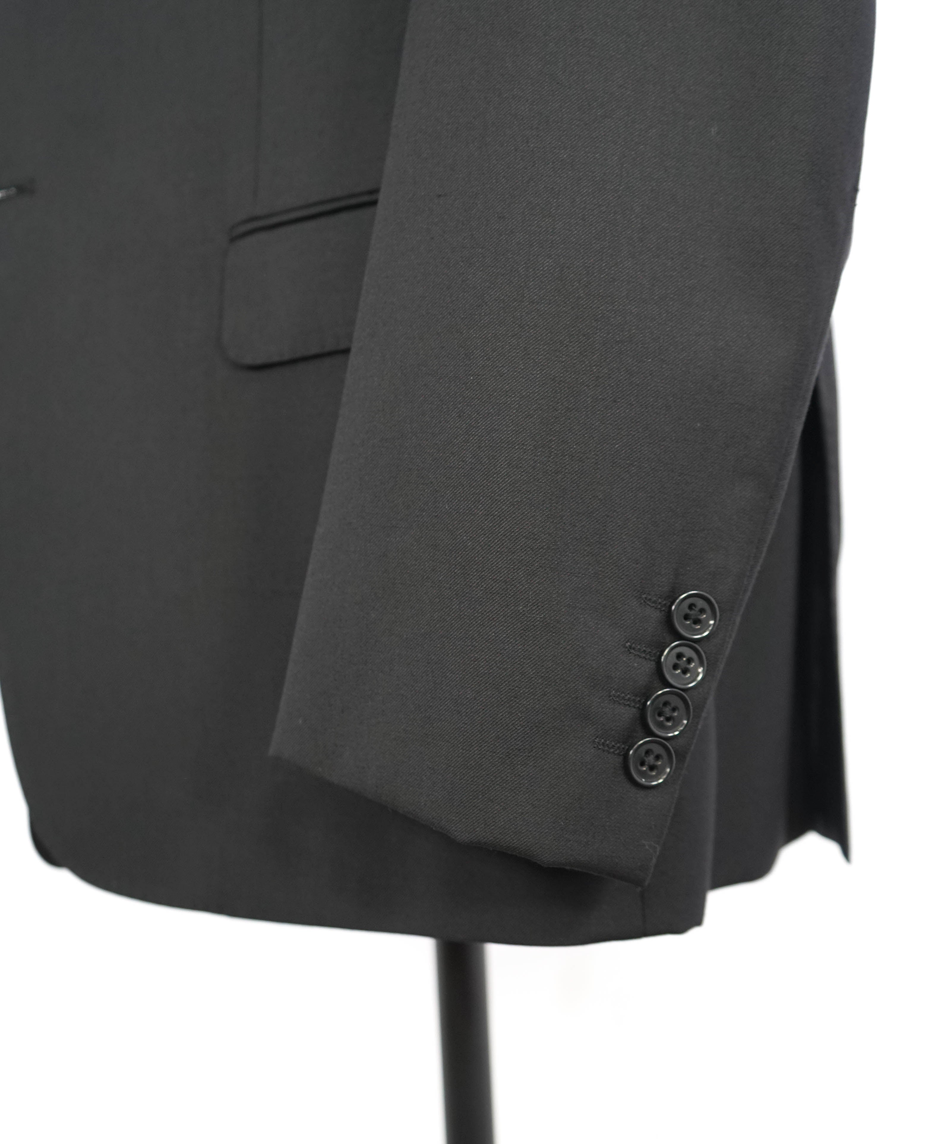 $1,995 EMPORIO ARMANI -Super 130's “G LINE” Black 2-Btn Solid Suit - 46R