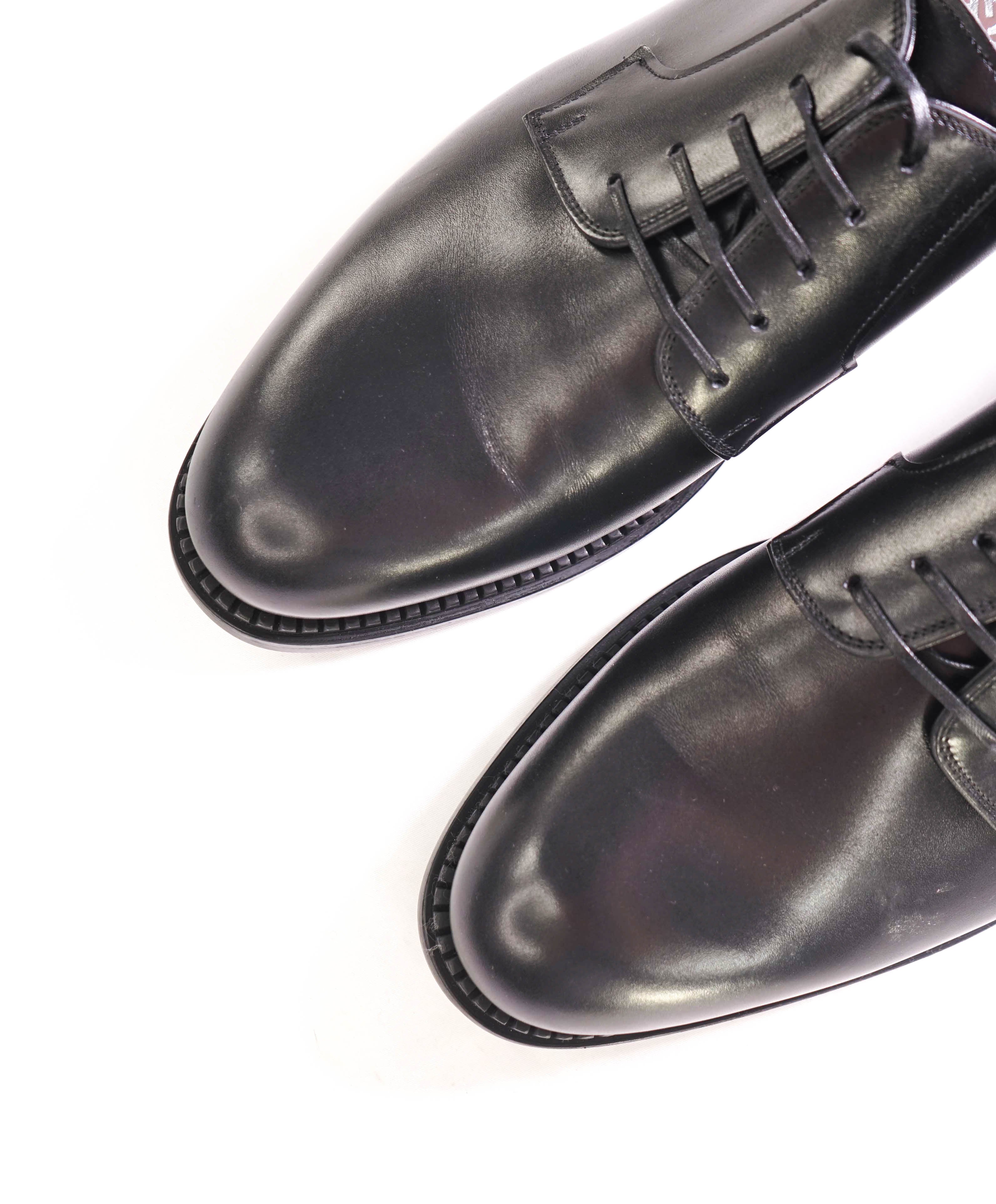 $895 SALVATORE FERRAGAMO - Black Leather Smooth Vamp Lace-Up Oxford - 10.5