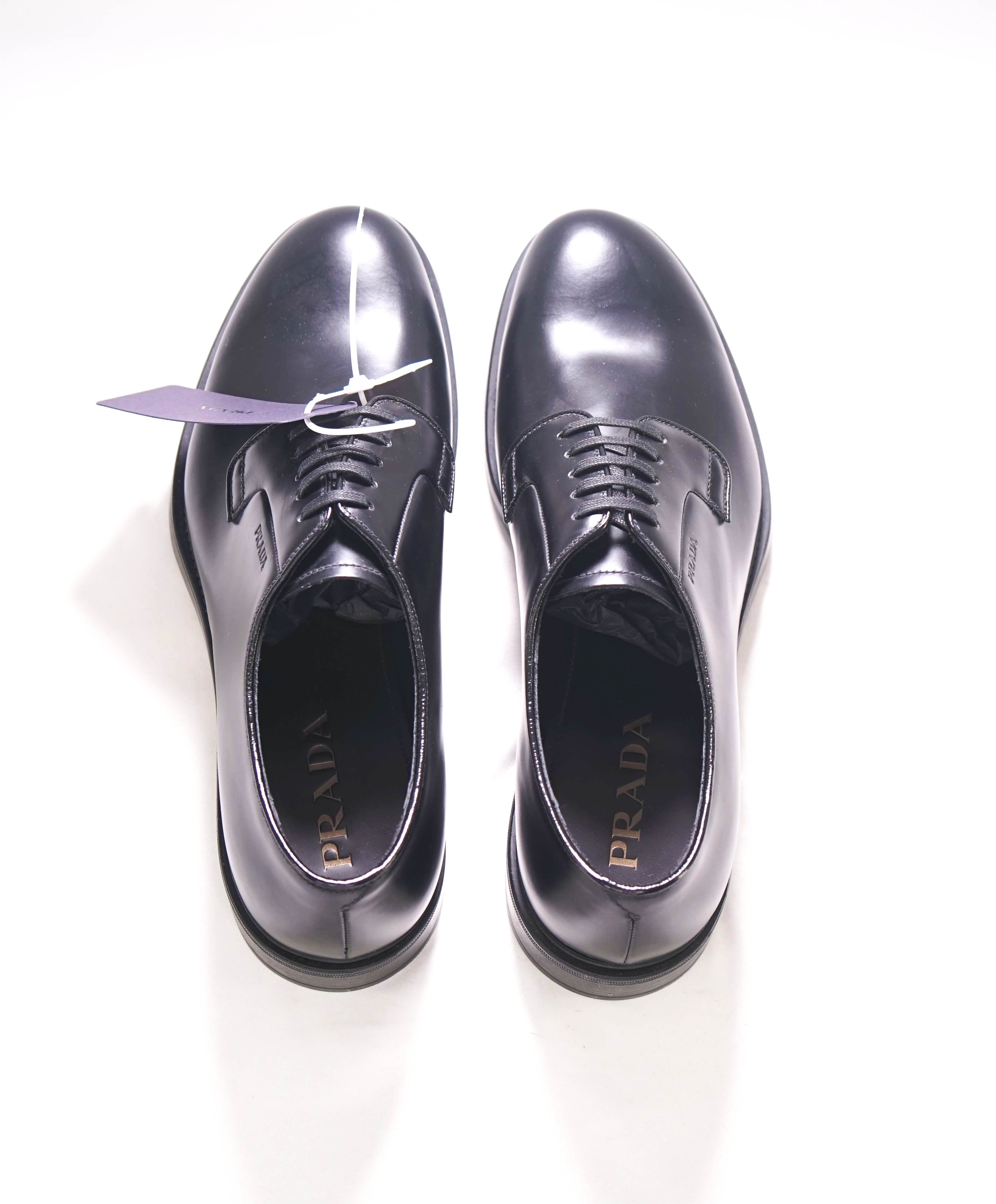 $1,150 PRADA - Black Brushed Leather Derby Lace-Ups - 9 US (8 Prada)