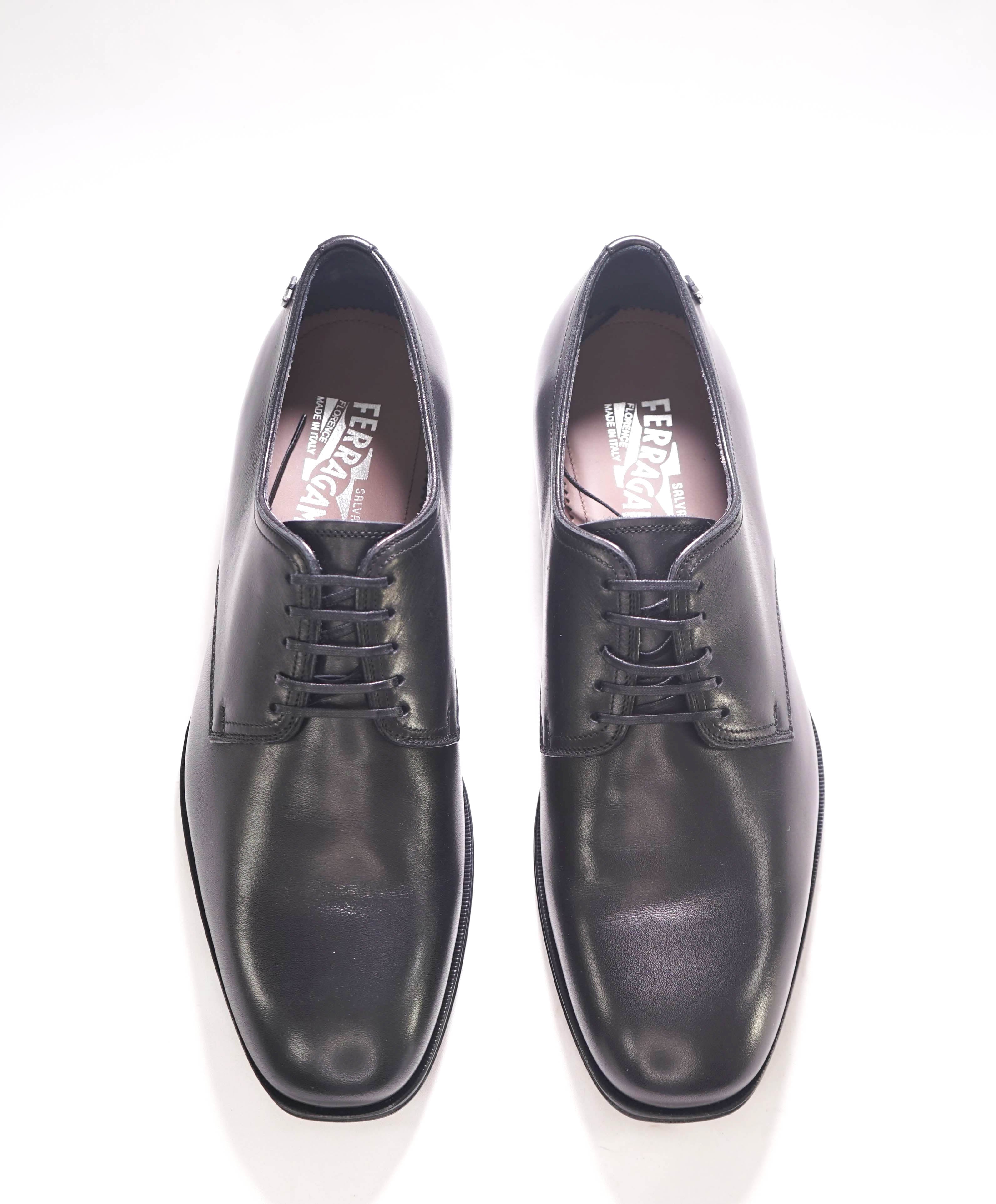 $895 SALVATORE FERRAGAMO - "PERSHORE" Logo Black Lace-Up Oxford - 10 D