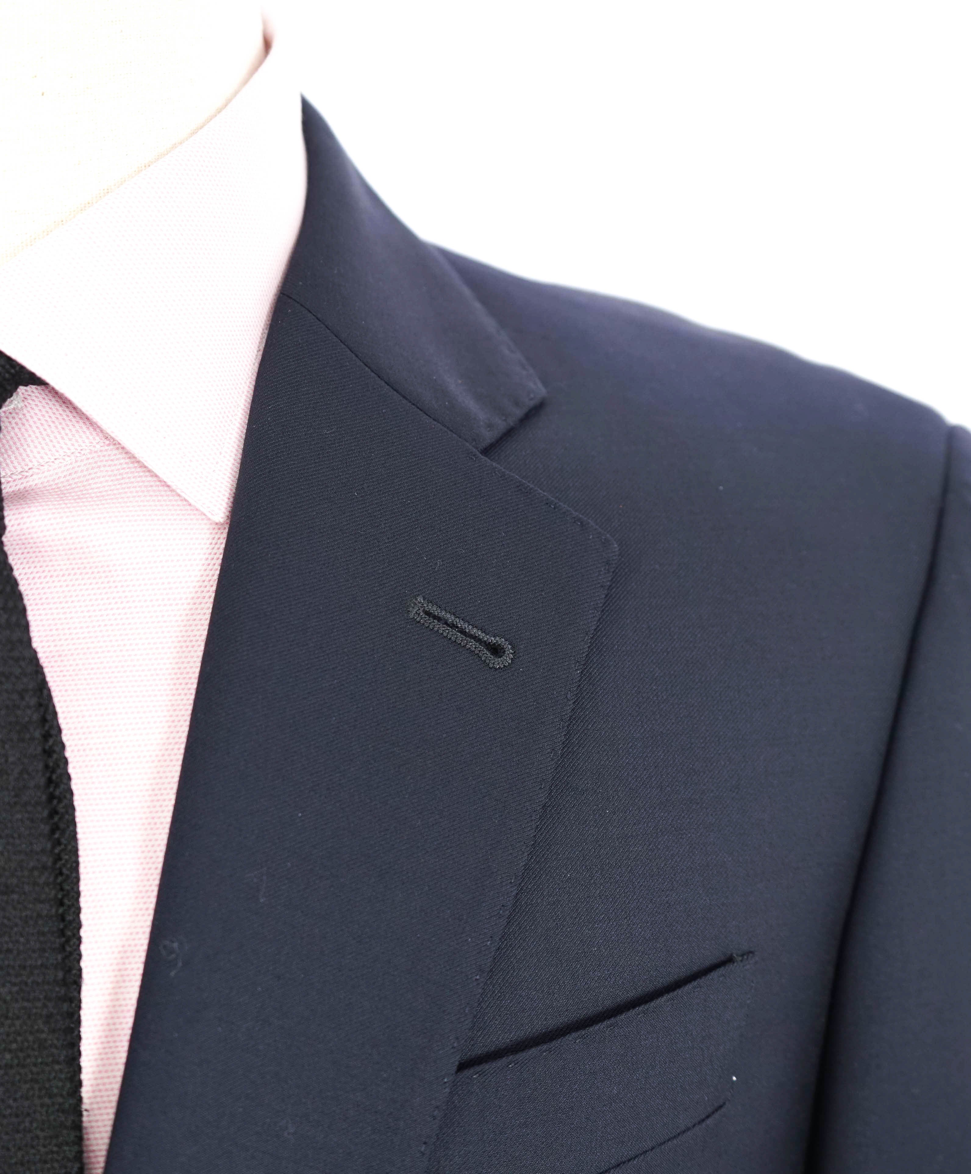 $1,995 EMPORIO ARMANI -Super 130's “M LINE” Navy Suit - 40R 35W