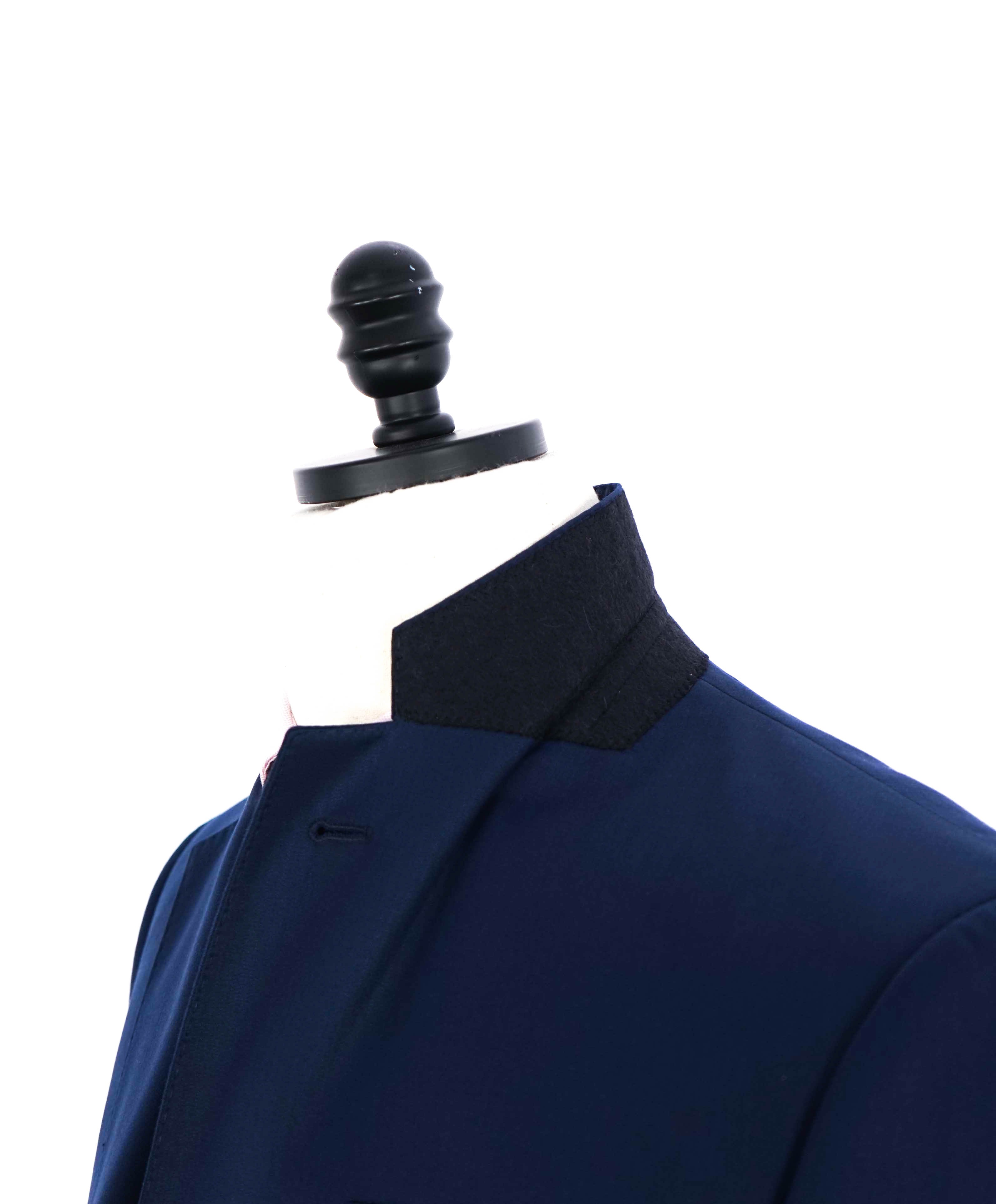 ARMANI COLLEZIONI - Cobalt Blue 2-Button Notch Lapel Suit - 40R