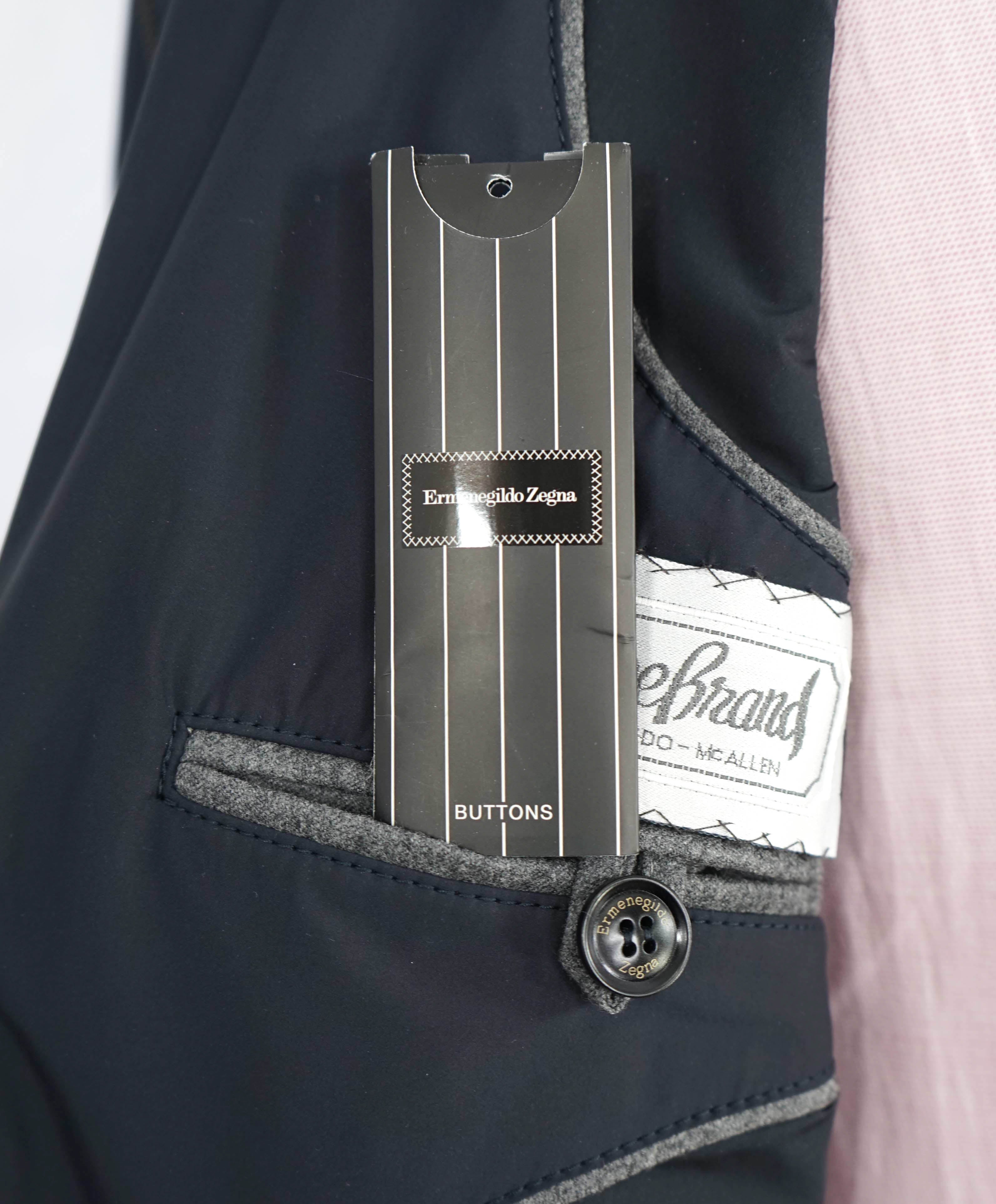 $2,295 ERMENEGILDO ZEGNA - Blue Suede Detail Light (Waterproof) Coat - 46R (XXL)