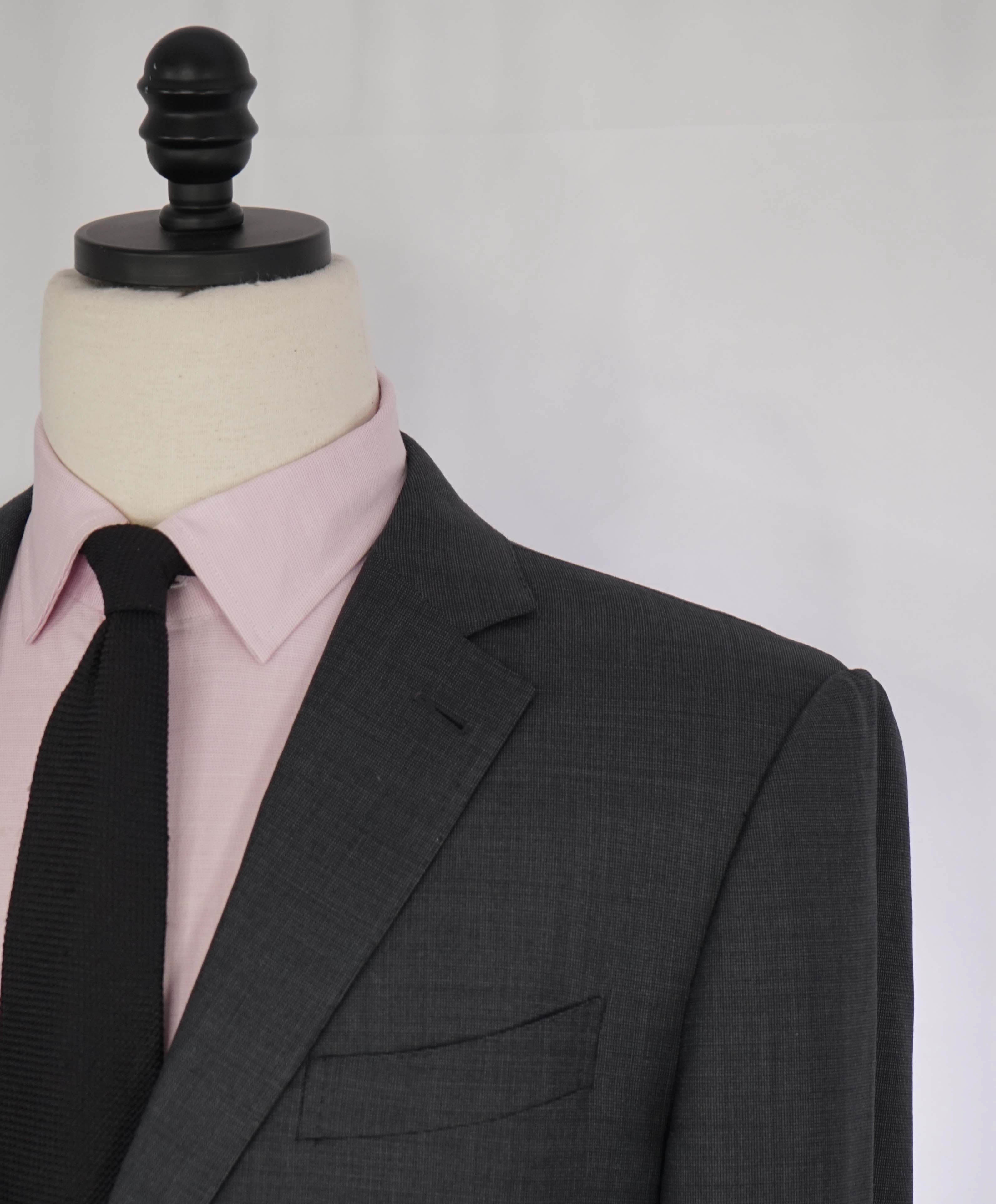 $3,290 ERMENEGILDO ZEGNA- “TORFEO” Gray Birdseye Blazer- 44R