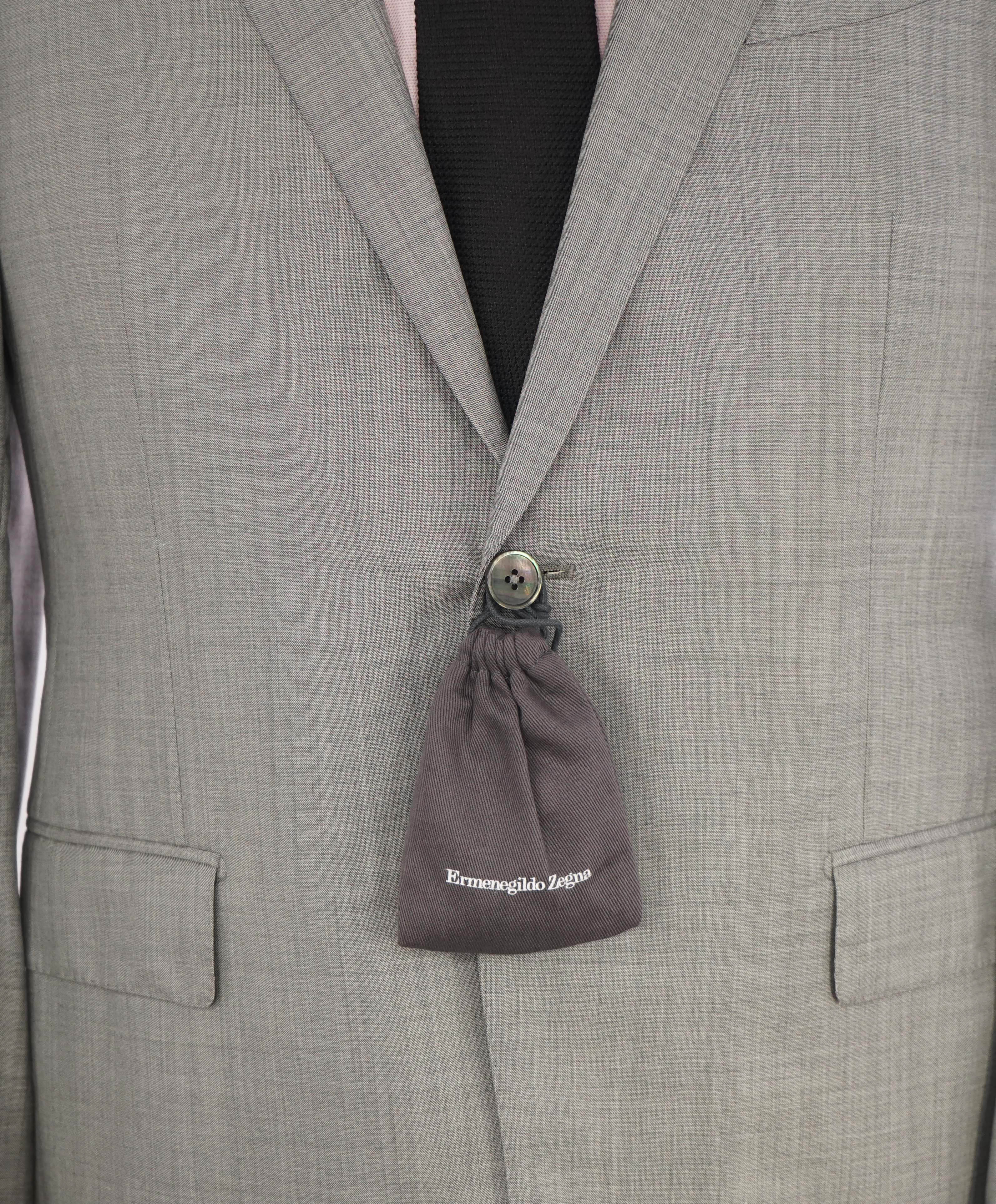 $3,495 ERMENEGILDO ZEGNA -"TROFEO 600" Gray Textured Blazer - 42R