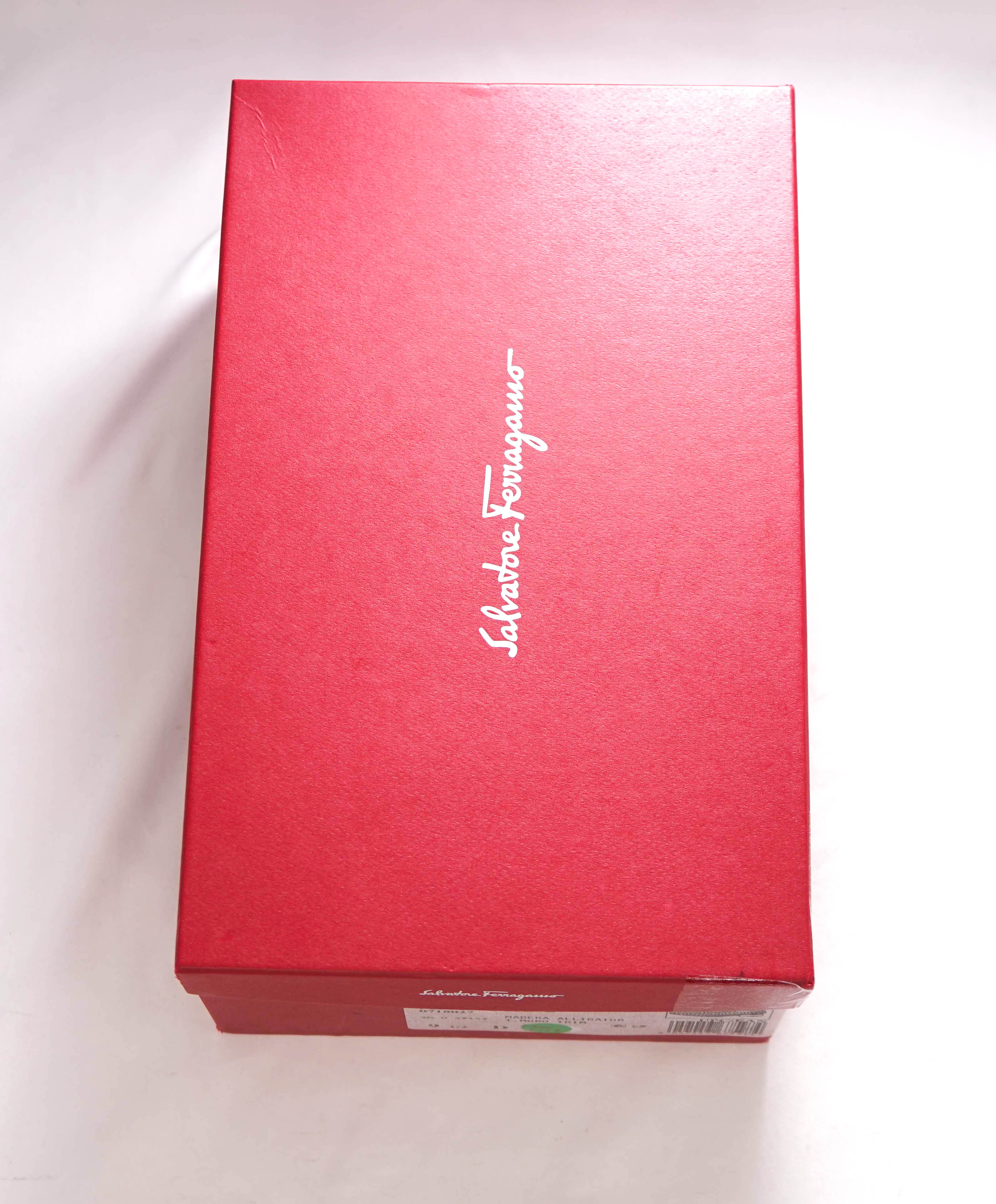 $4,200 SALVATORE FERRAGAMO - *CROCODILE SKIN* Angiolo 2 Tramezza Oxford - 9.5 D