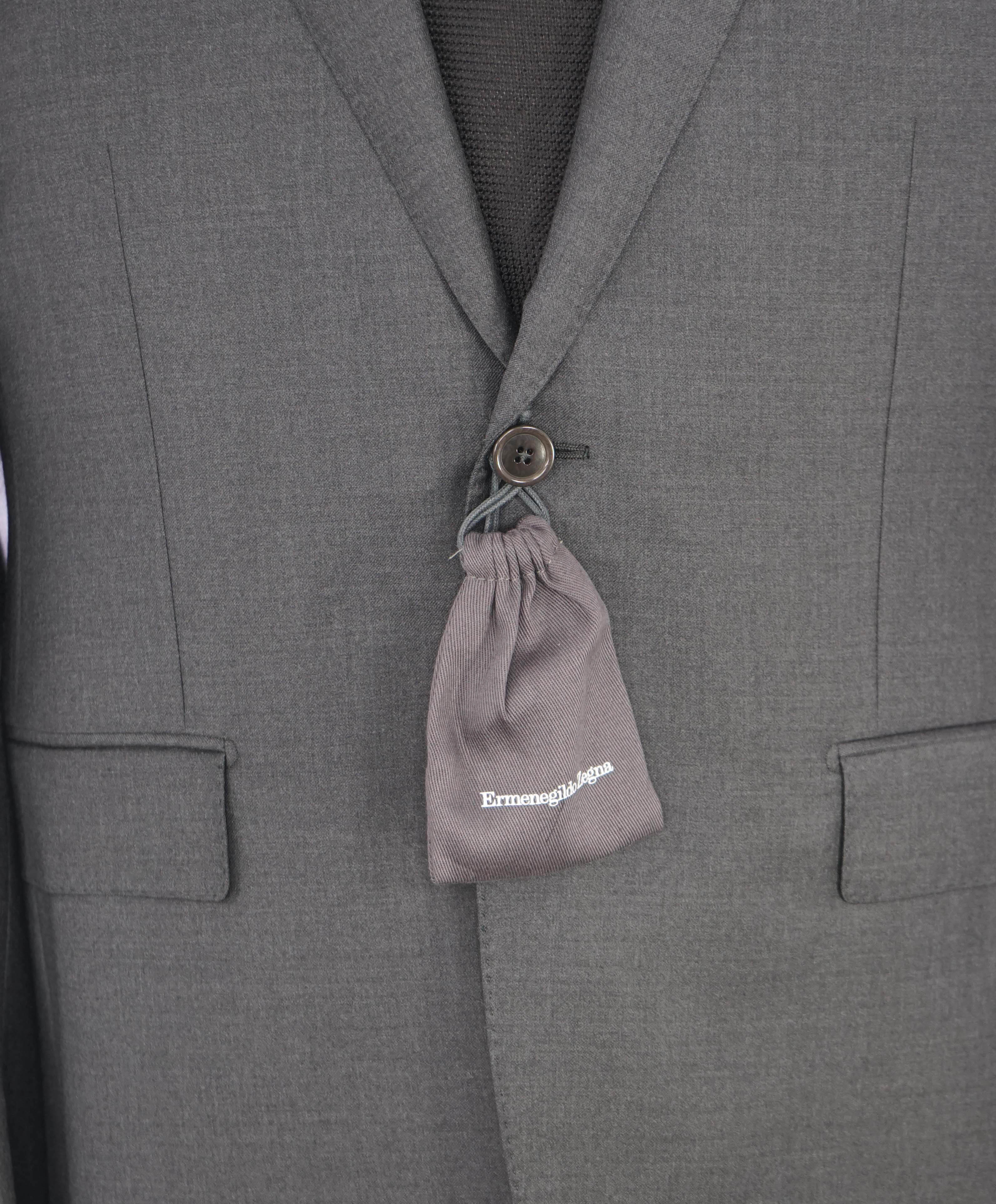 $3,250 ERMENEGILDO ZEGNA - "TROFEO" Solid Gray Blazer - 40S