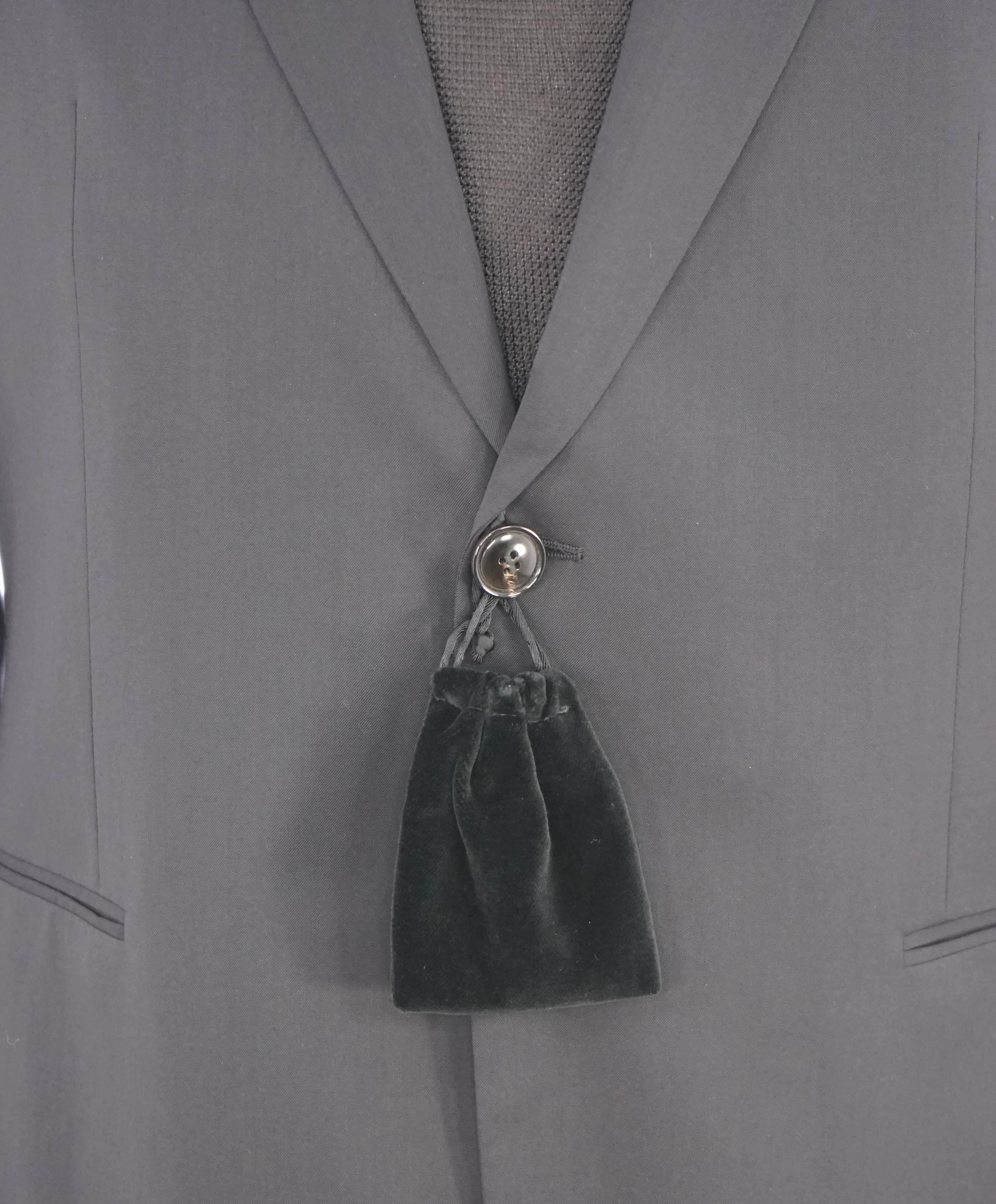 $3,795 GIORGIO ARMANI - "TAYLOR" Solid Navy Notch Lapel Super 150's Suit - 42R