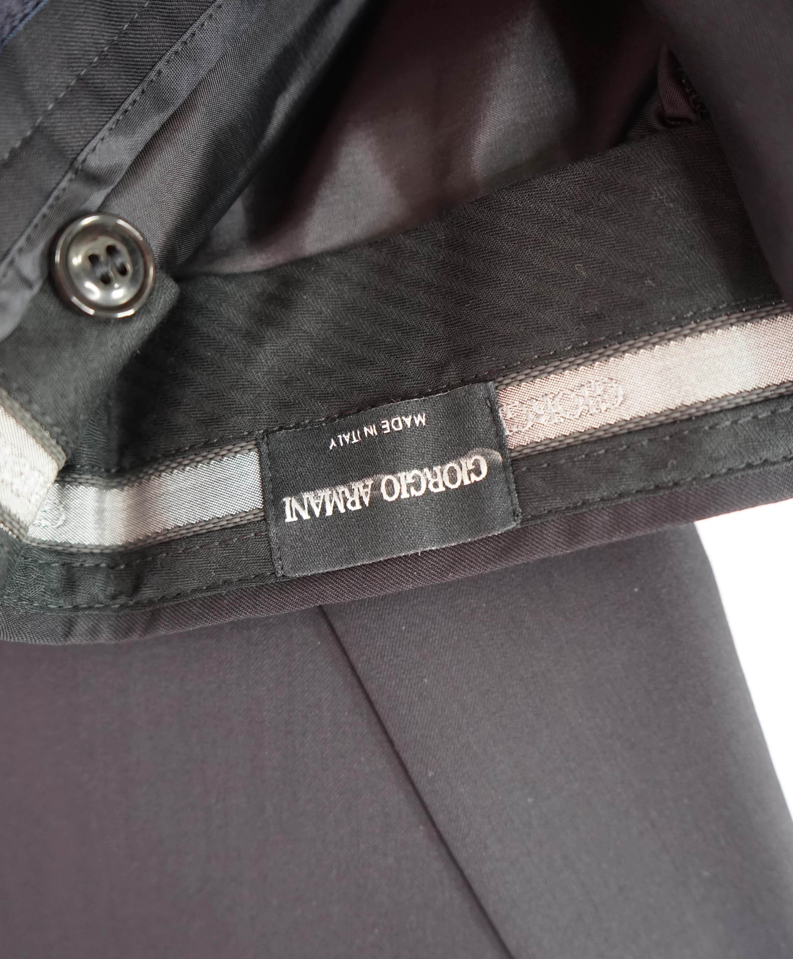 $3,795 GIORGIO ARMANI - "TAYLOR" Solid Navy Notch Lapel Super 150's Suit - 42R