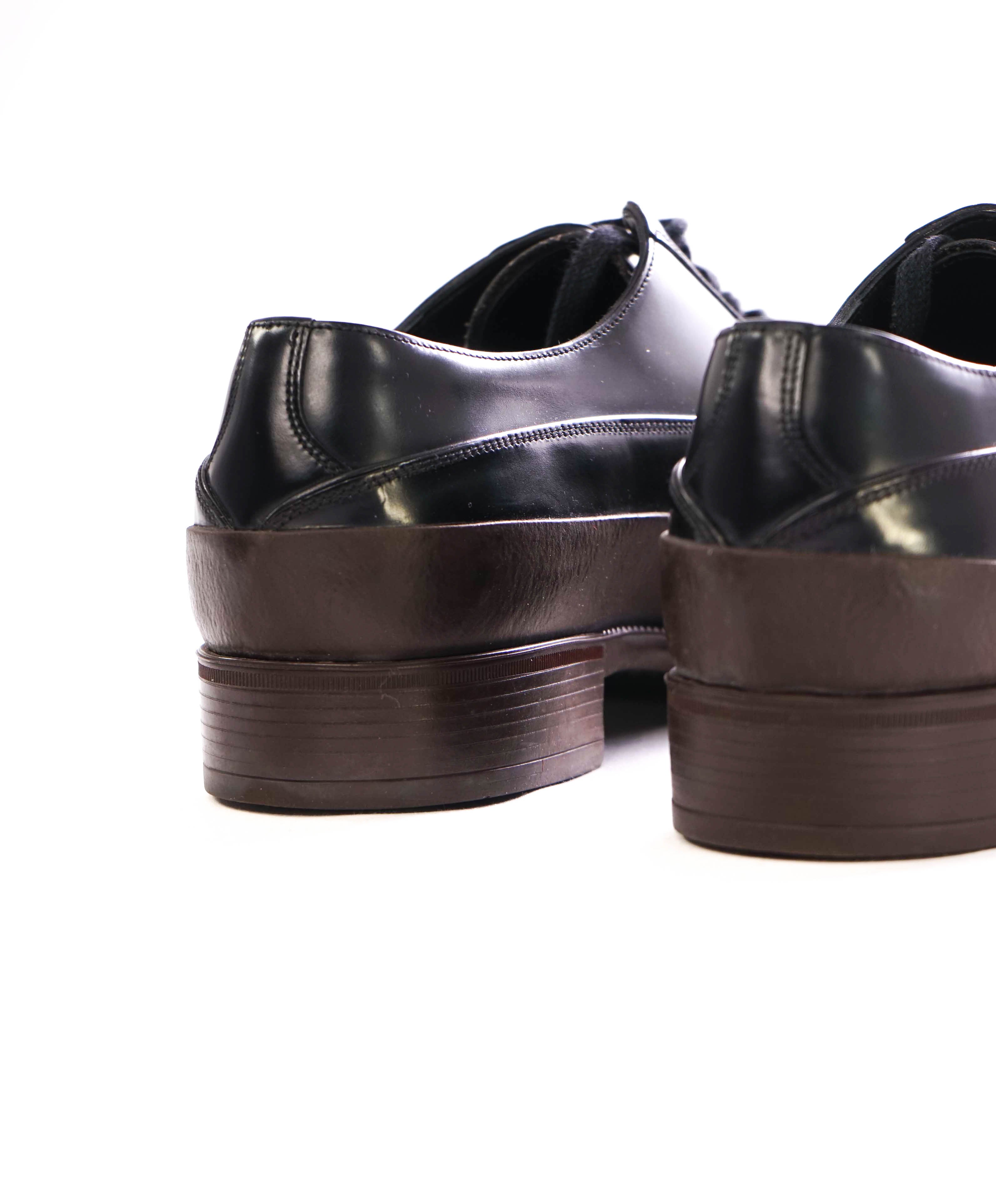 $1,320 PRADA - Black/Brown Leather Mixed-Media Lug Sole Oxfords - 8 US (7 Prada)