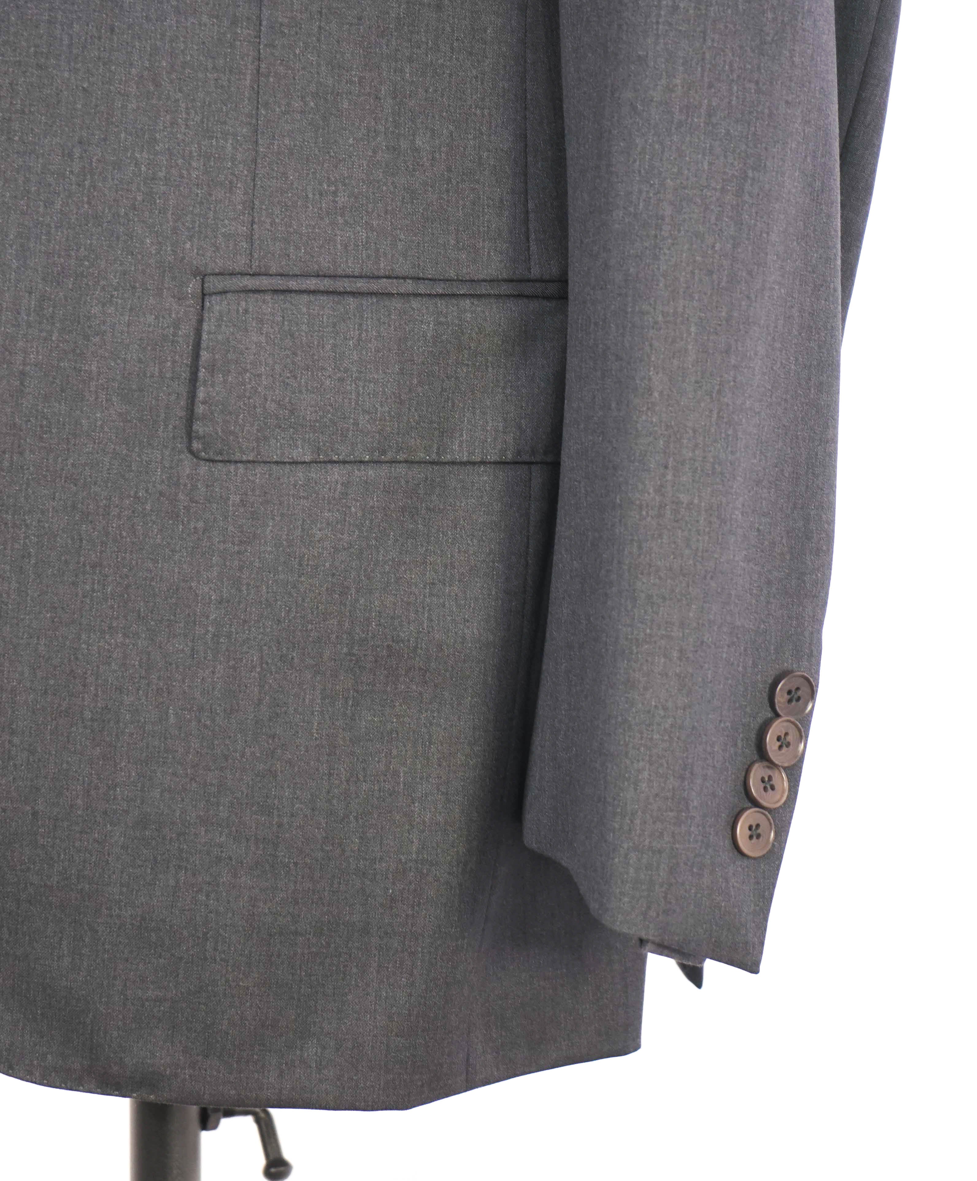 ERMENEGILDO ZEGNA - “Multiseason" Gray Solid Notch Lapel Blazer - 40S