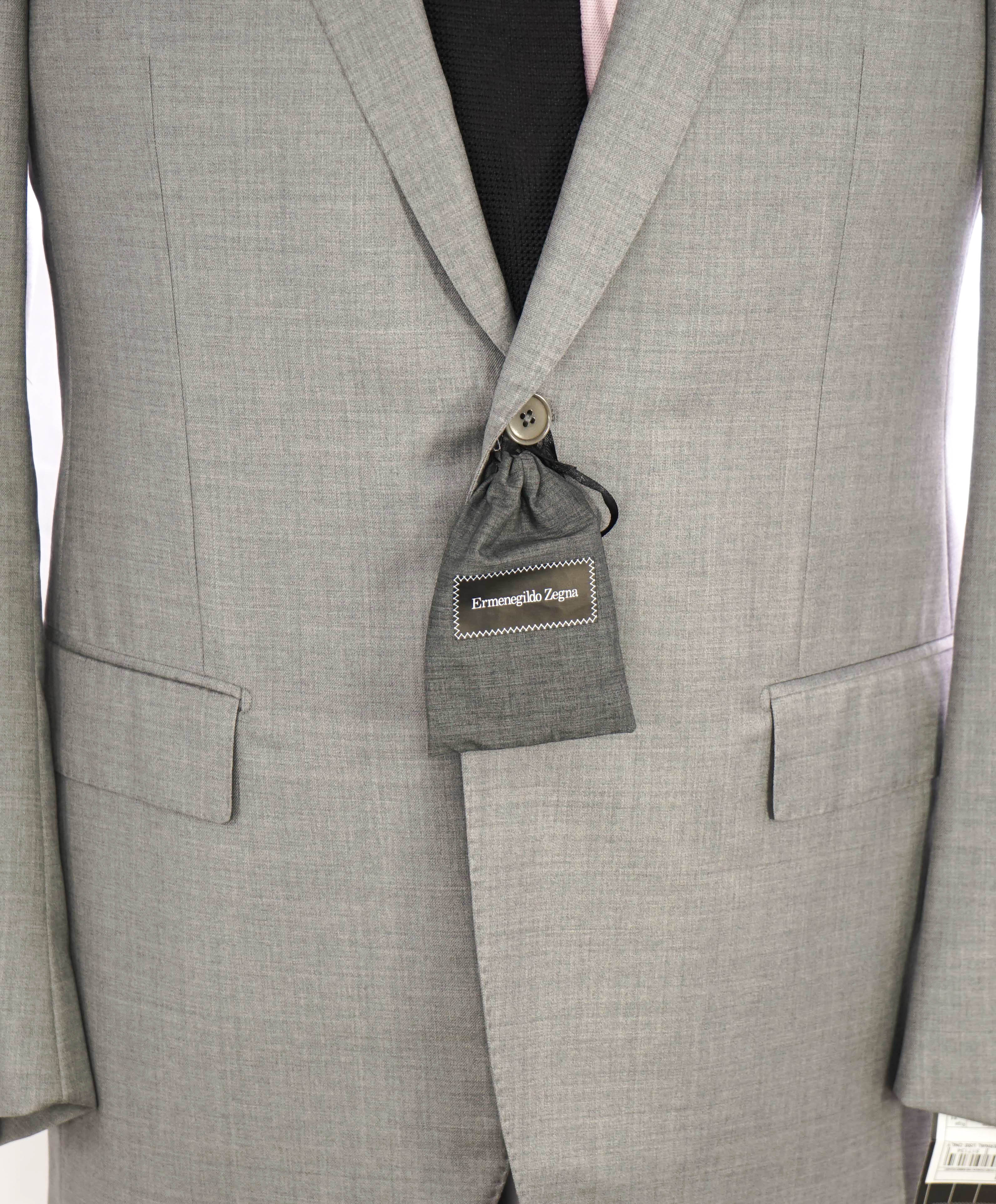 $3,495 ERMENEGILDO ZEGNA -"TROFEO" Light Gray Solid Blazer - 42R